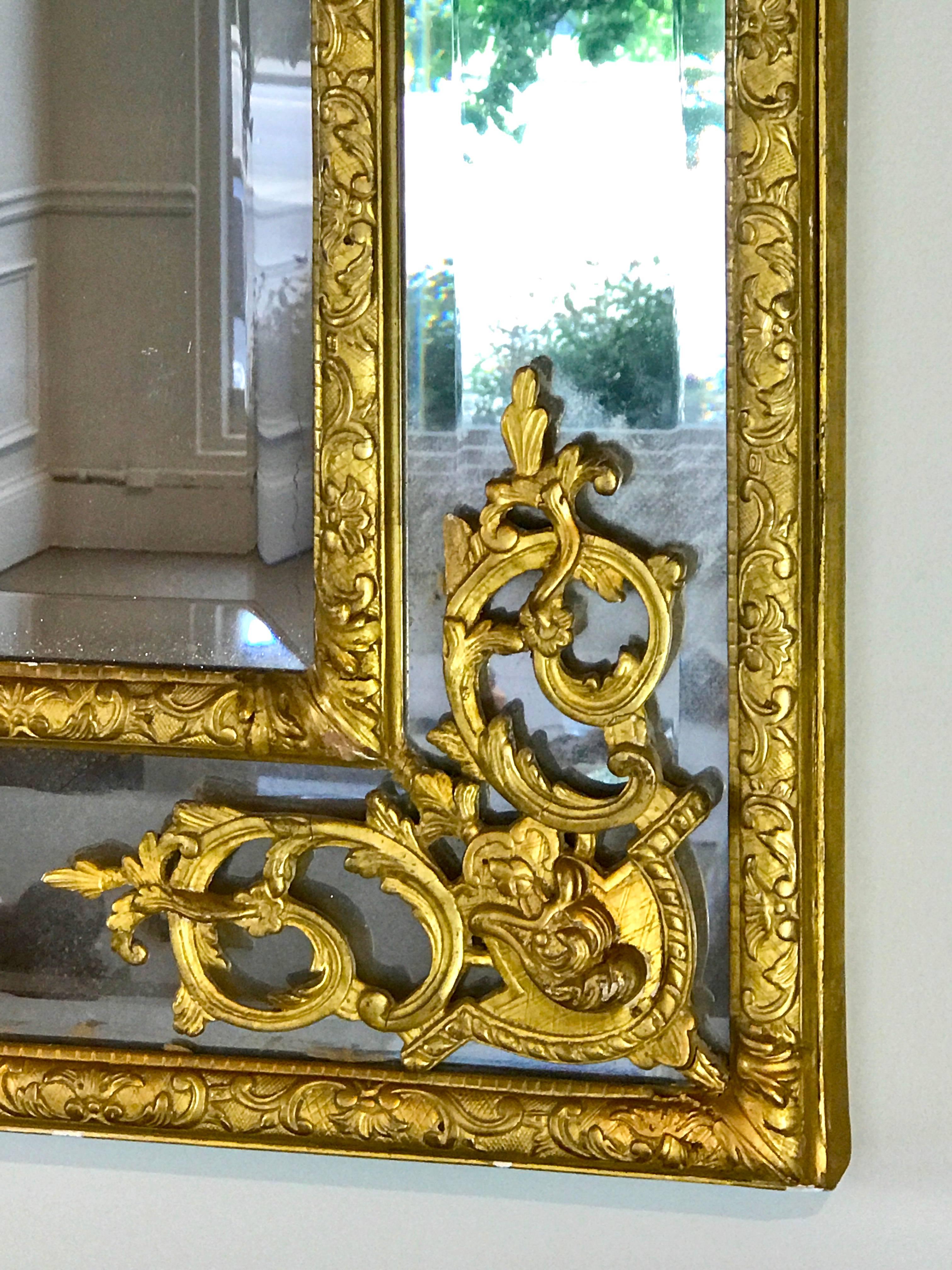 19th Century French Regence Style Giltwood Mirror For Sale 4