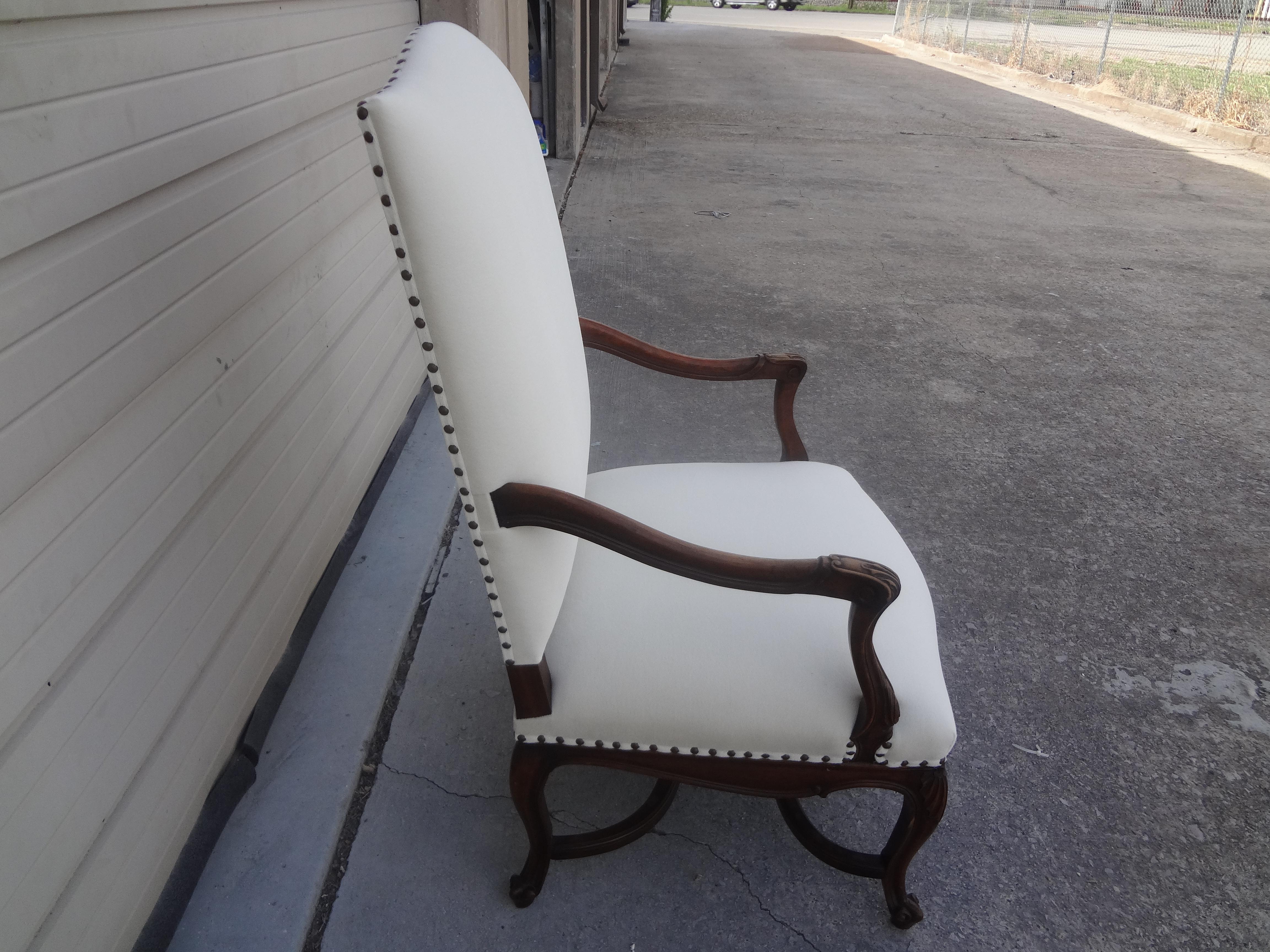 19th Century French Regence Style Walnut Chair In Good Condition For Sale In Houston, TX