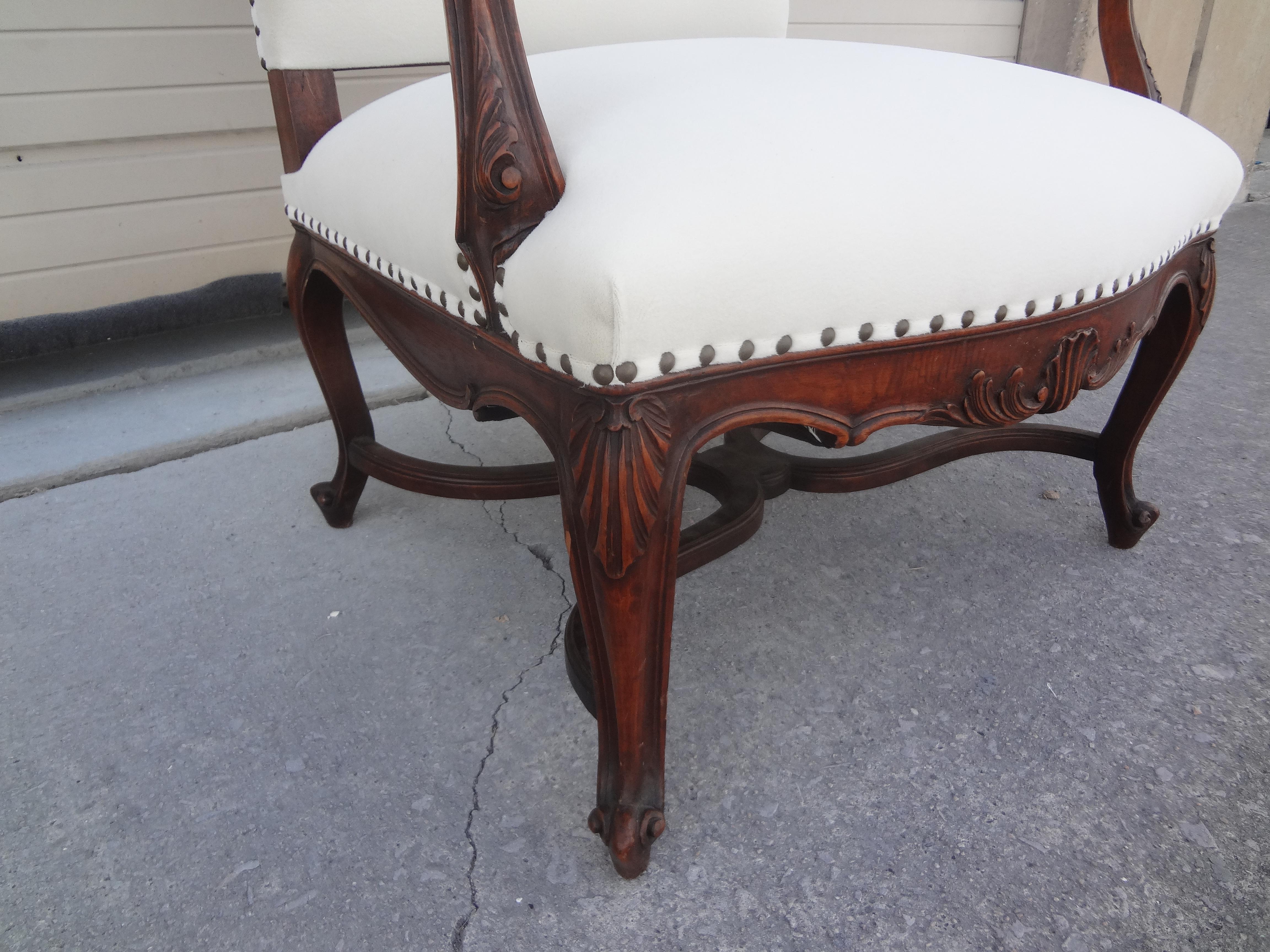 19th Century French Regence Style Walnut Chair For Sale 5