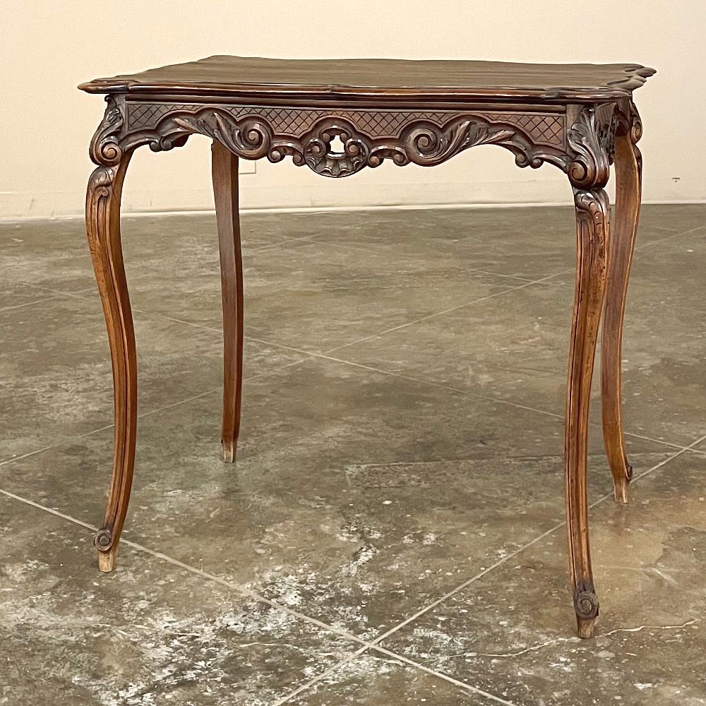 Hand-Carved 19th Century French Regence Walnut End Table, Side Table For Sale