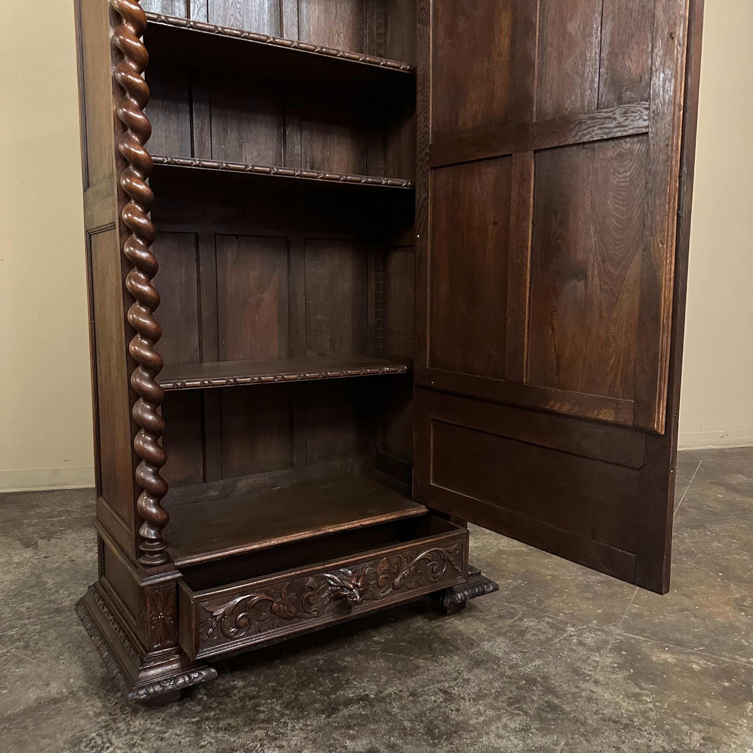 19th Century French Renaissance Barley Twist Armoire For Sale 1