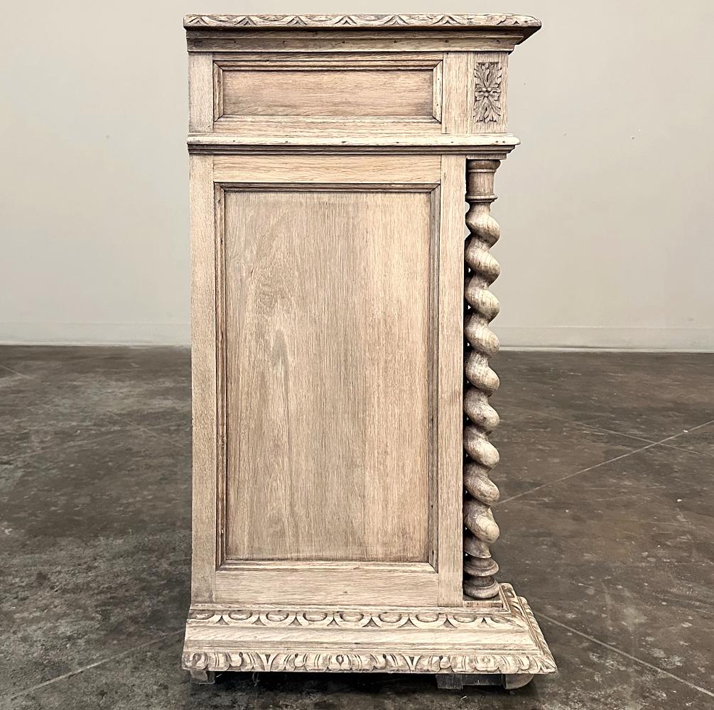 19th Century French Renaissance Barley Twist Nightstand with Carrara Marble 9