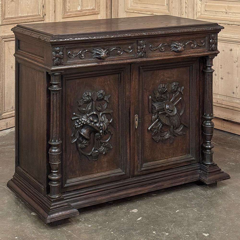 Renaissance Revival 19th Century French Renaissance Buffet For Sale