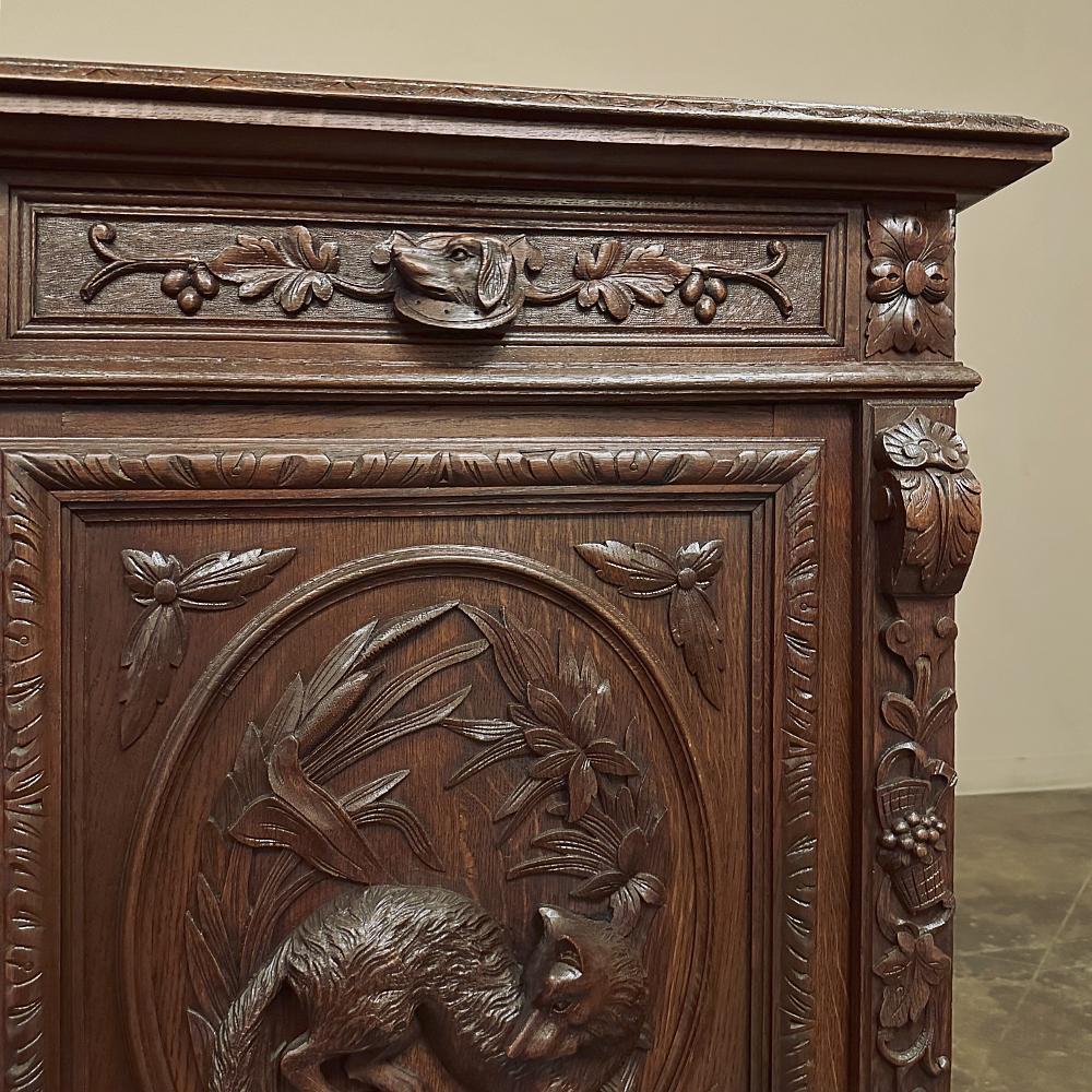 19th Century French Renaissance Buffet with Fox & Hound For Sale 8