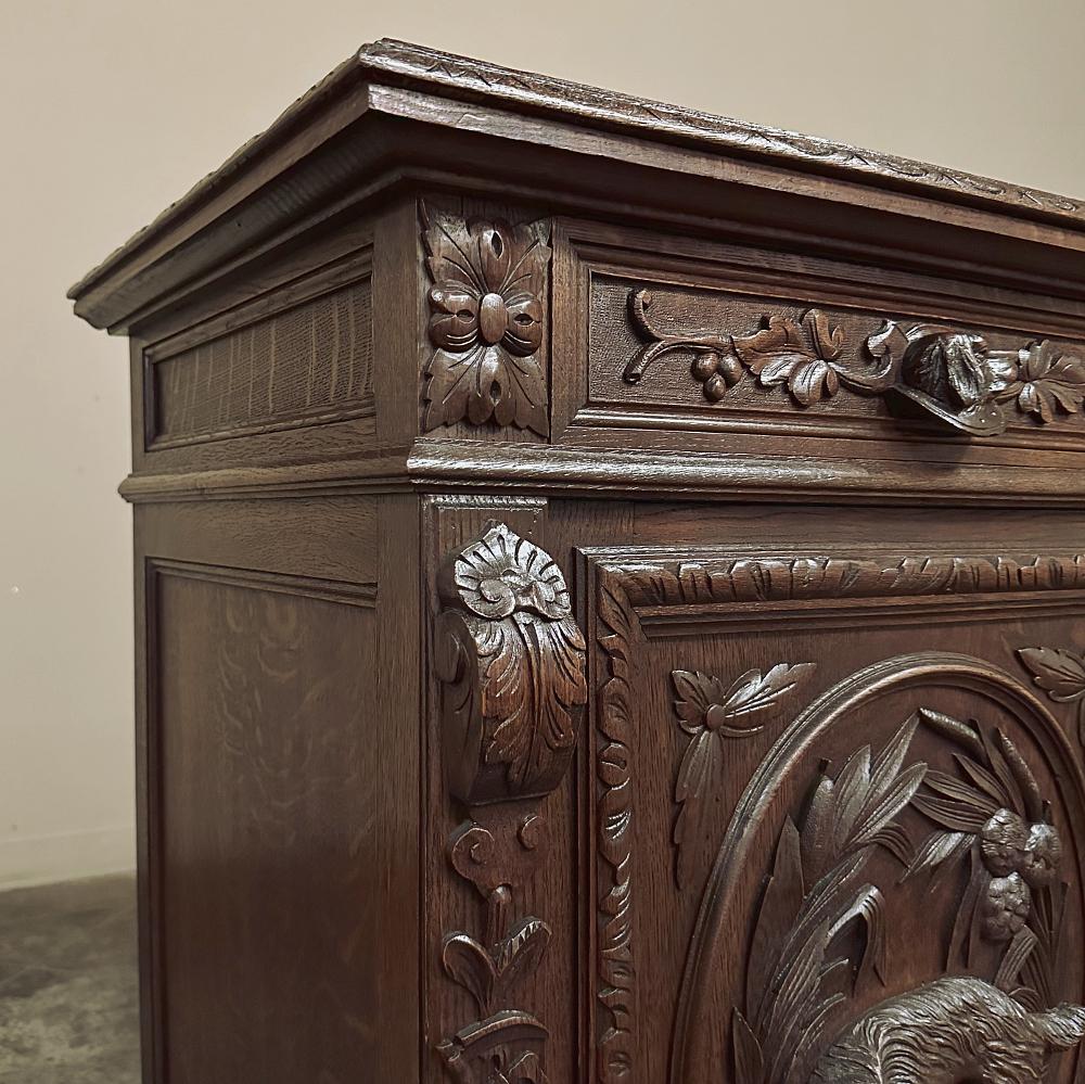 19th Century French Renaissance Buffet with Fox & Hound For Sale 9