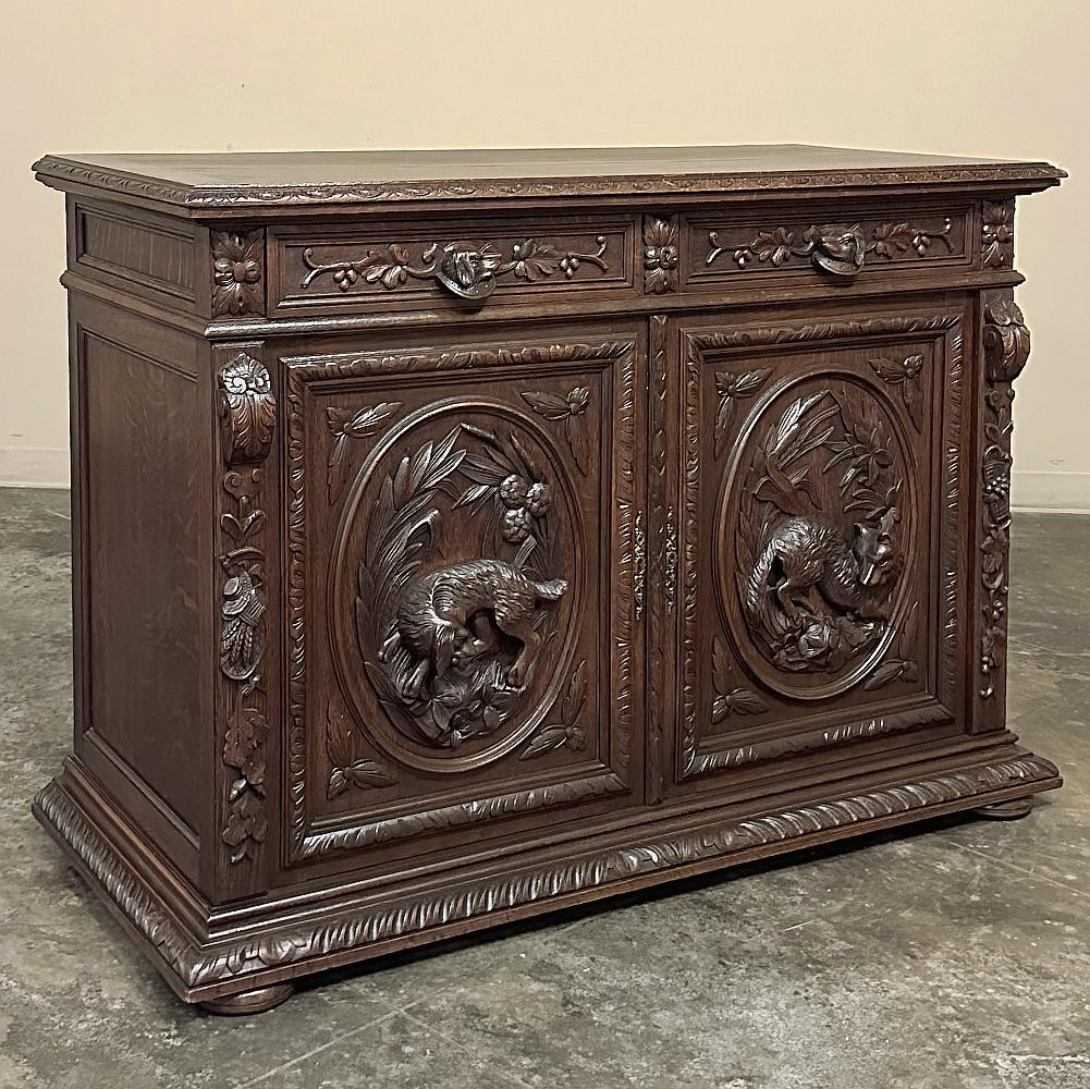 Renaissance Revival 19th Century French Renaissance Buffet with Fox & Hound For Sale