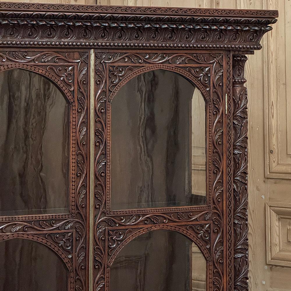 Fine XIX secolo Libreria francese rinascimentale in noce intagliata del XIX secolo ~ Vitrine in vendita