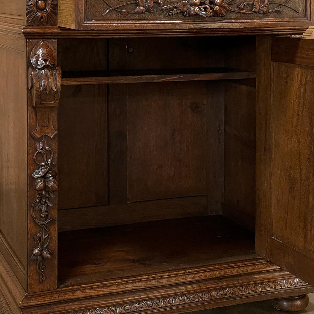 Chêne Confiturier de la Renaissance française du 19ème siècle ~ Cabinet en vente
