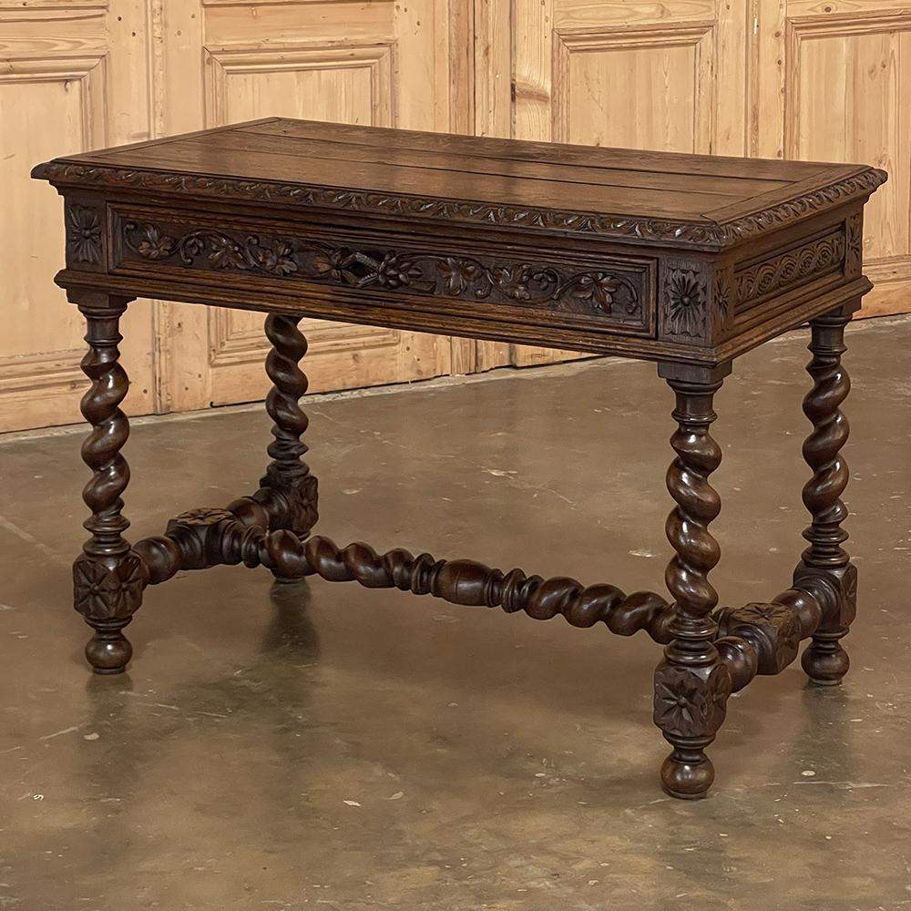 Hand-Carved 19th Century French Renaissance End Table For Sale
