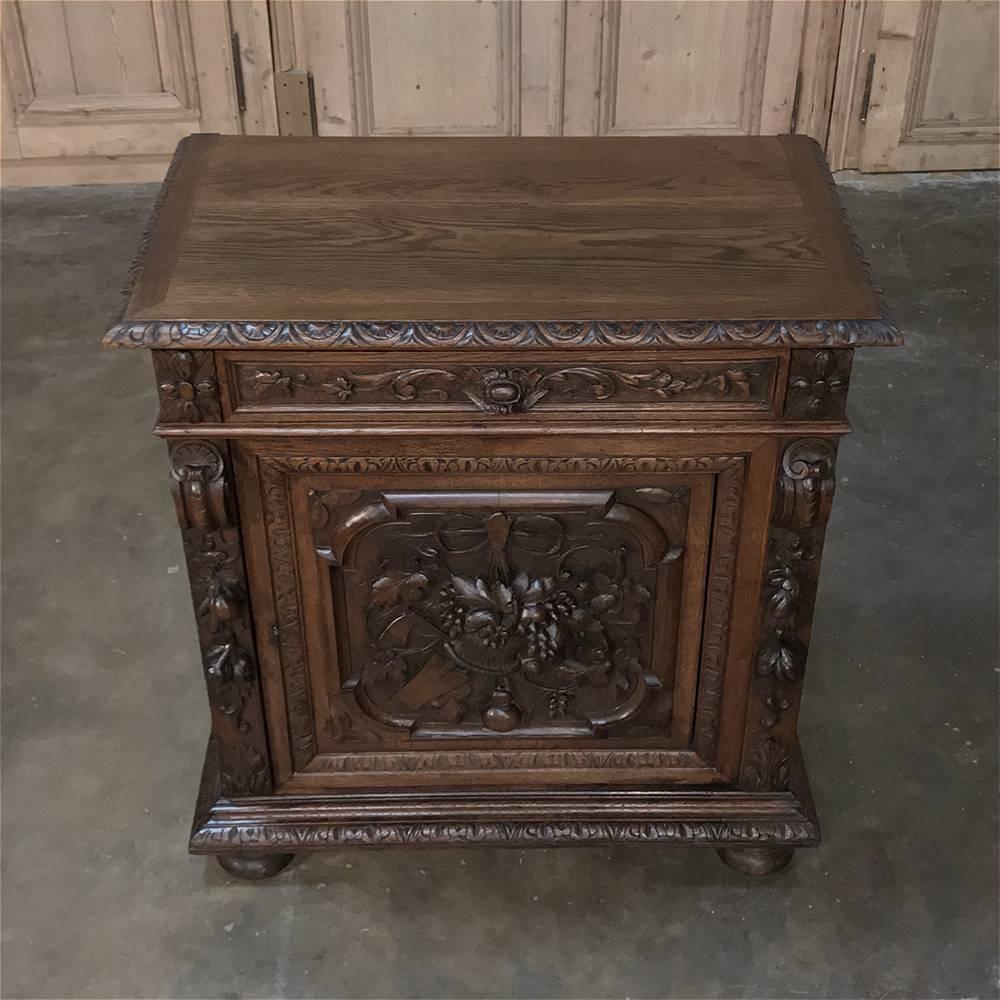 19th Century French Renaissance Hand-Carved Confiturier, Buffet, Cabinet In Good Condition In Dallas, TX