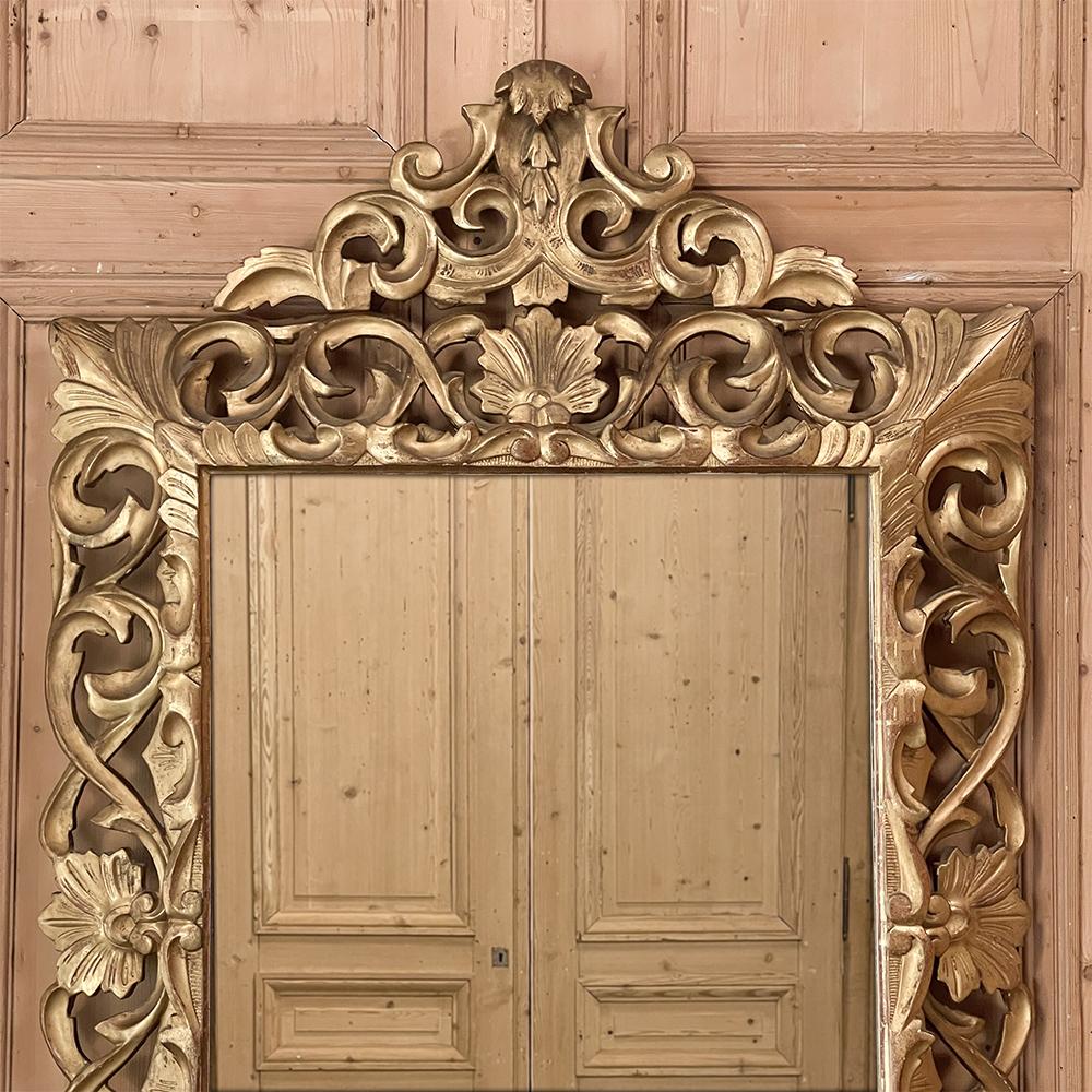 19th Century French Renaissance Hand-Carved Giltwood Mirror For Sale 5