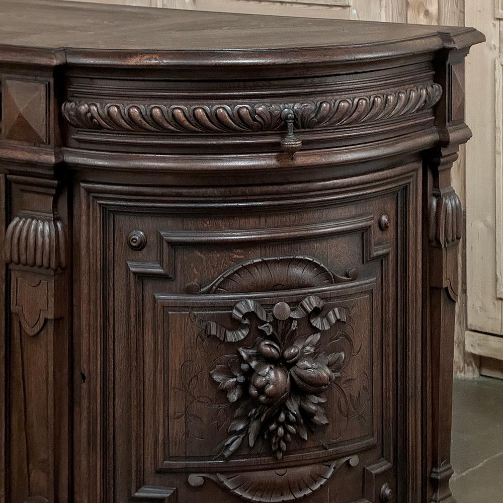 19th Century French Renaissance Hunt Buffet For Sale 10