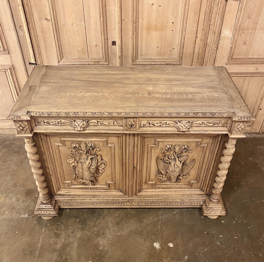 Hand-Carved 19th Century French Renaissance Hunt Buffet in Stripped Oak