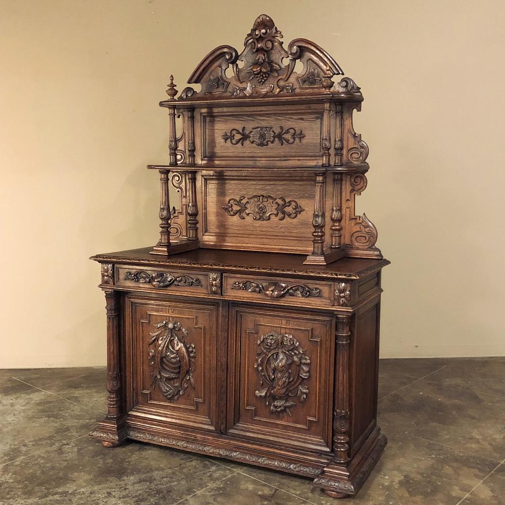Hand-Carved 19th Century French Renaissance Hunt Vaisselier Buffet For Sale