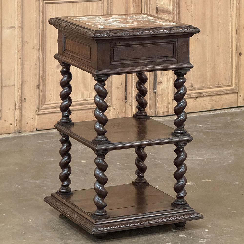 Table de nuit à plateau de marbre French Renaissance du 19e siècle ~ Table de chevet en vente 10