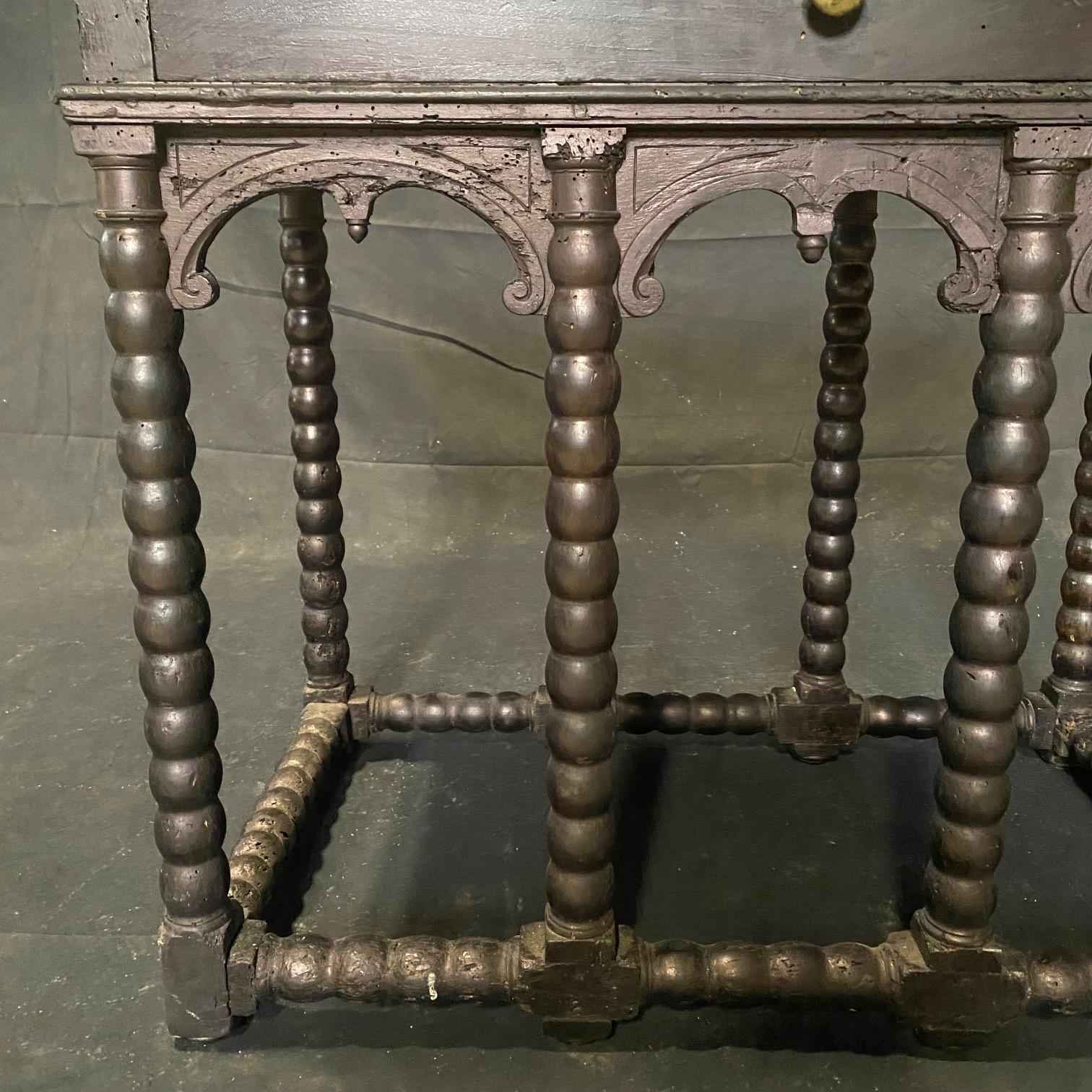  19th Century  French Renaissance or Napoleon III Ebony Black Console Table For Sale 6