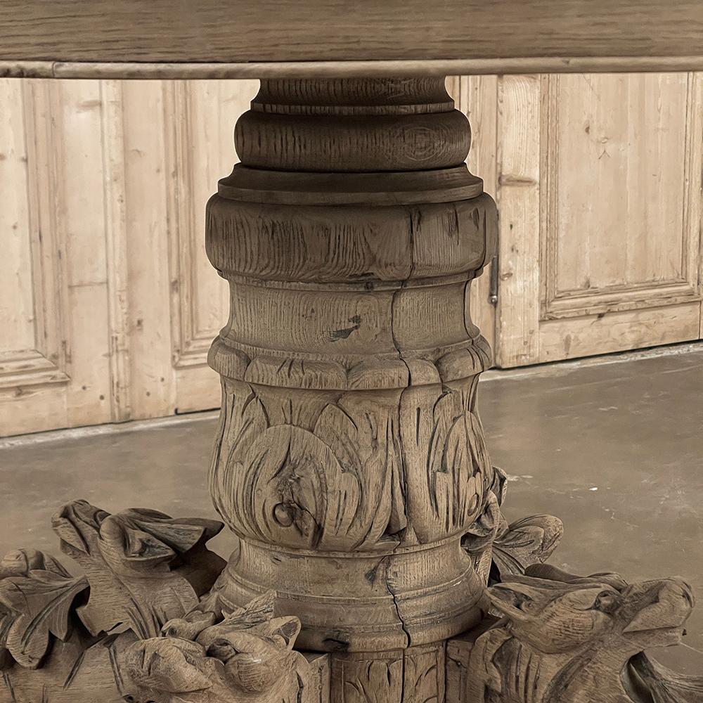 19th Century French Renaissance Oval Center Table ~ Esstisch aus gestrippter Eiche im Angebot 5