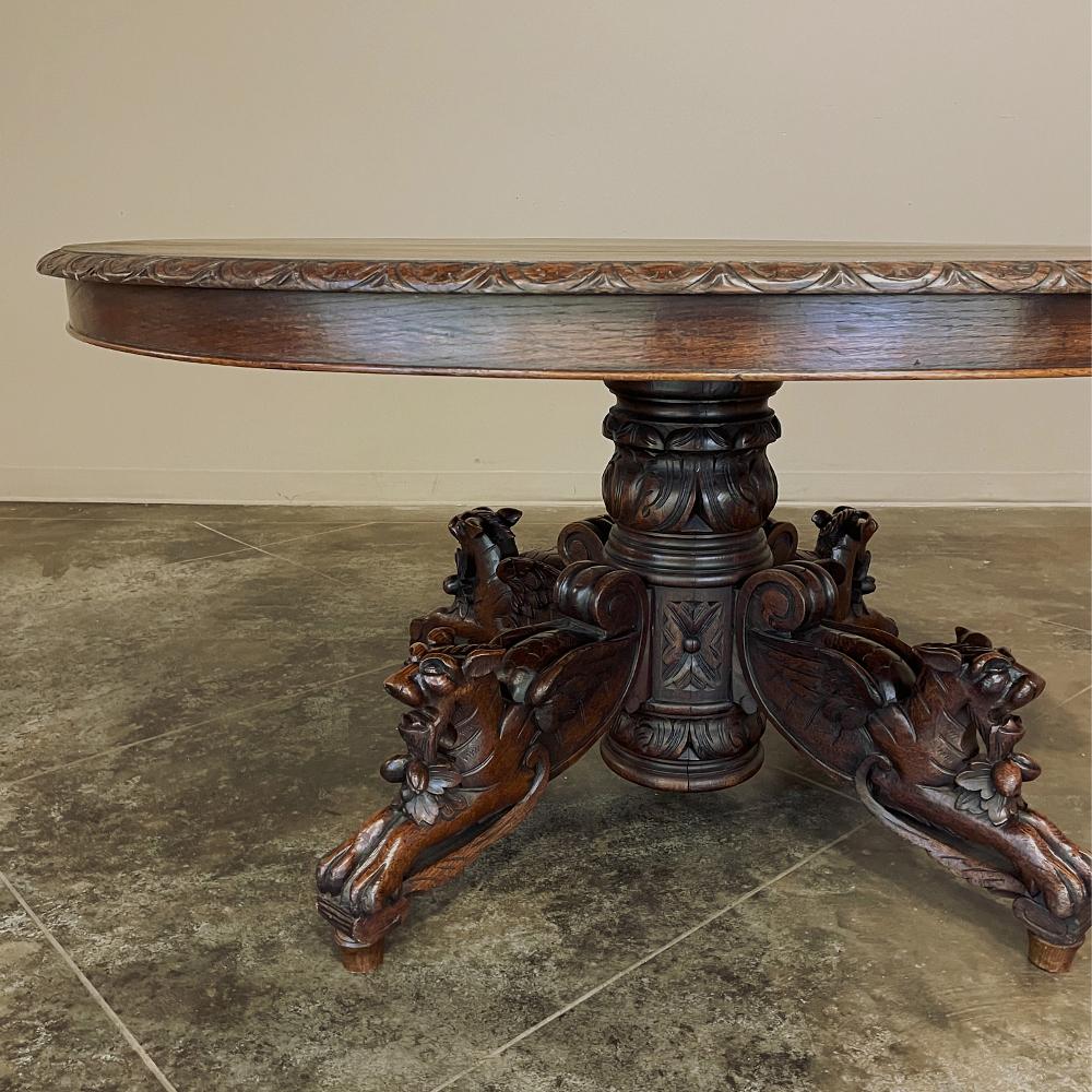 Oak 19th Century French Renaissance Oval Center Table For Sale