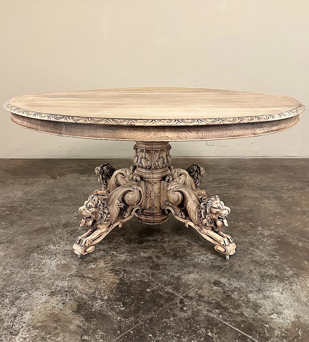 Hand-Carved 19th Century French Renaissance Pedestal Dining ~ Center Table For Sale