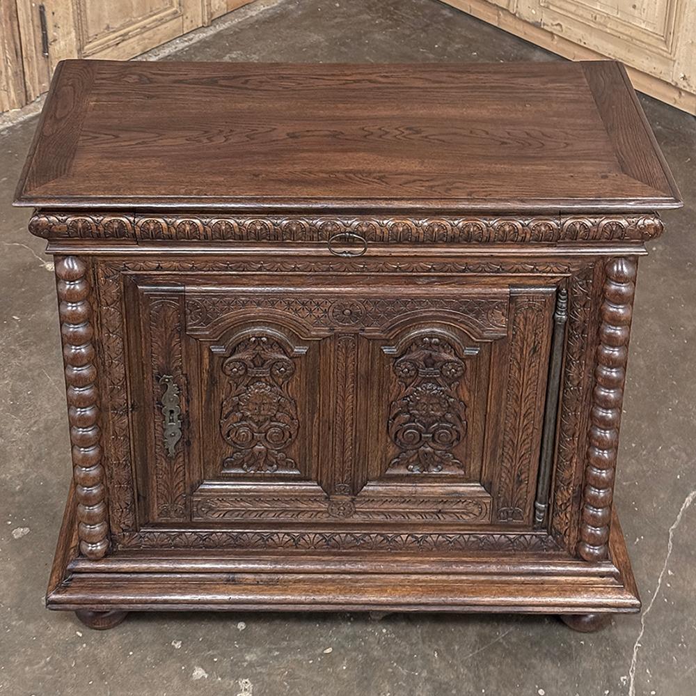 Petite Buffet rinascimentale francese del XIX secolo ~ Mobile in vendita 10