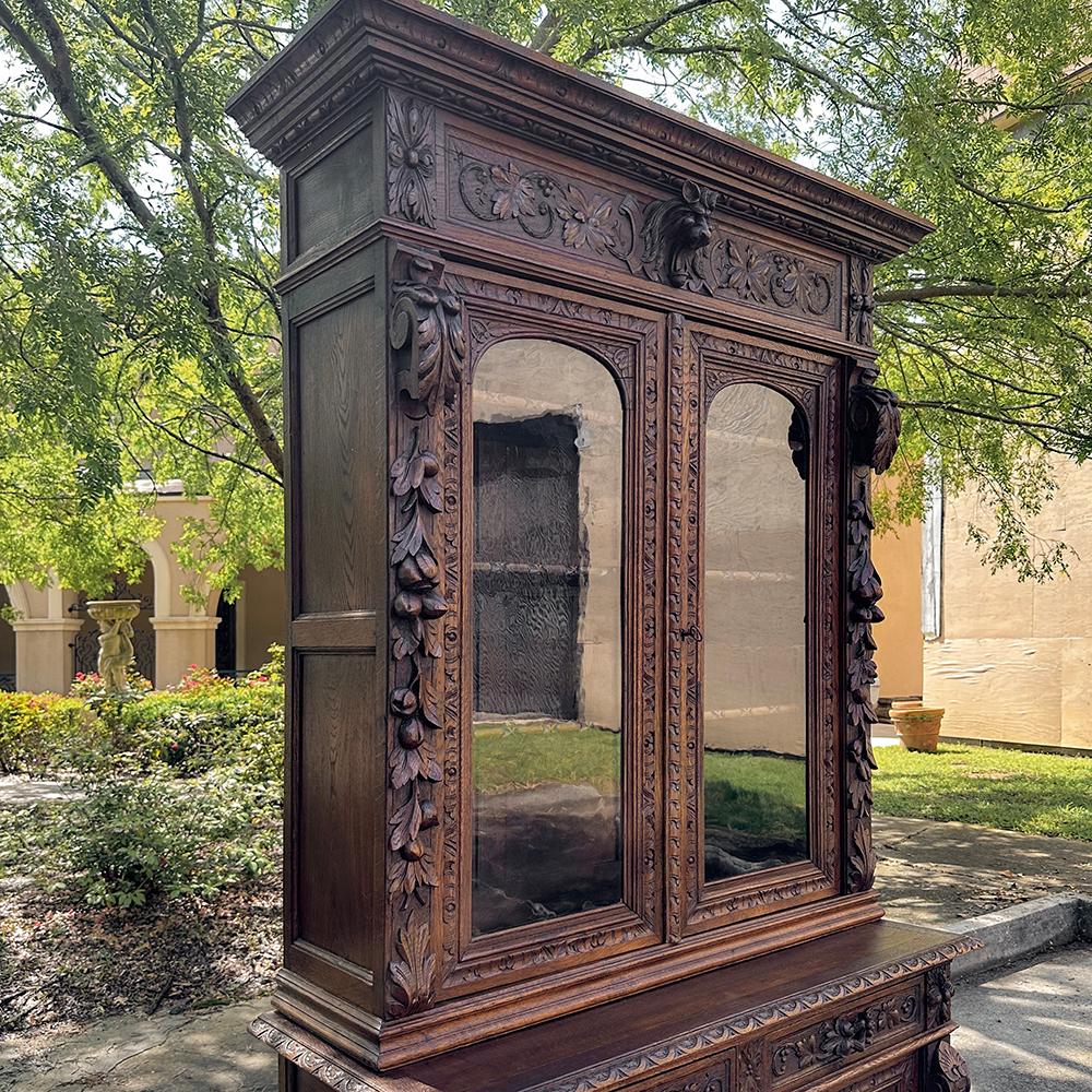 19th Century French Renaissance Revival Bookcase For Sale 7