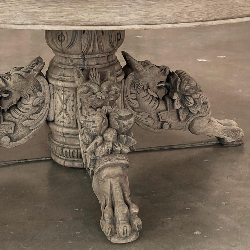 19th Century French Renaissance Revival Carved Oval Coffee Table For Sale 7