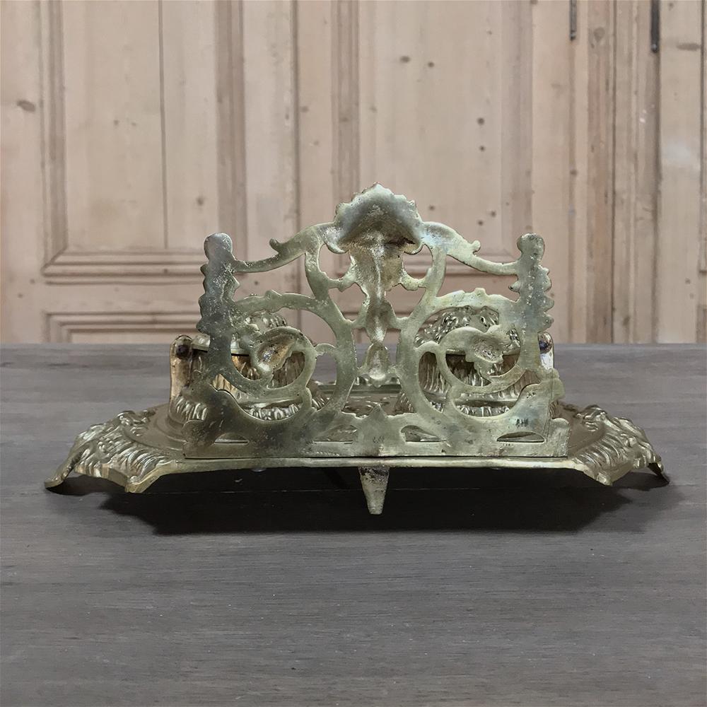 19th Century French Renaissance Revival Cast Bronze Inkwell 6