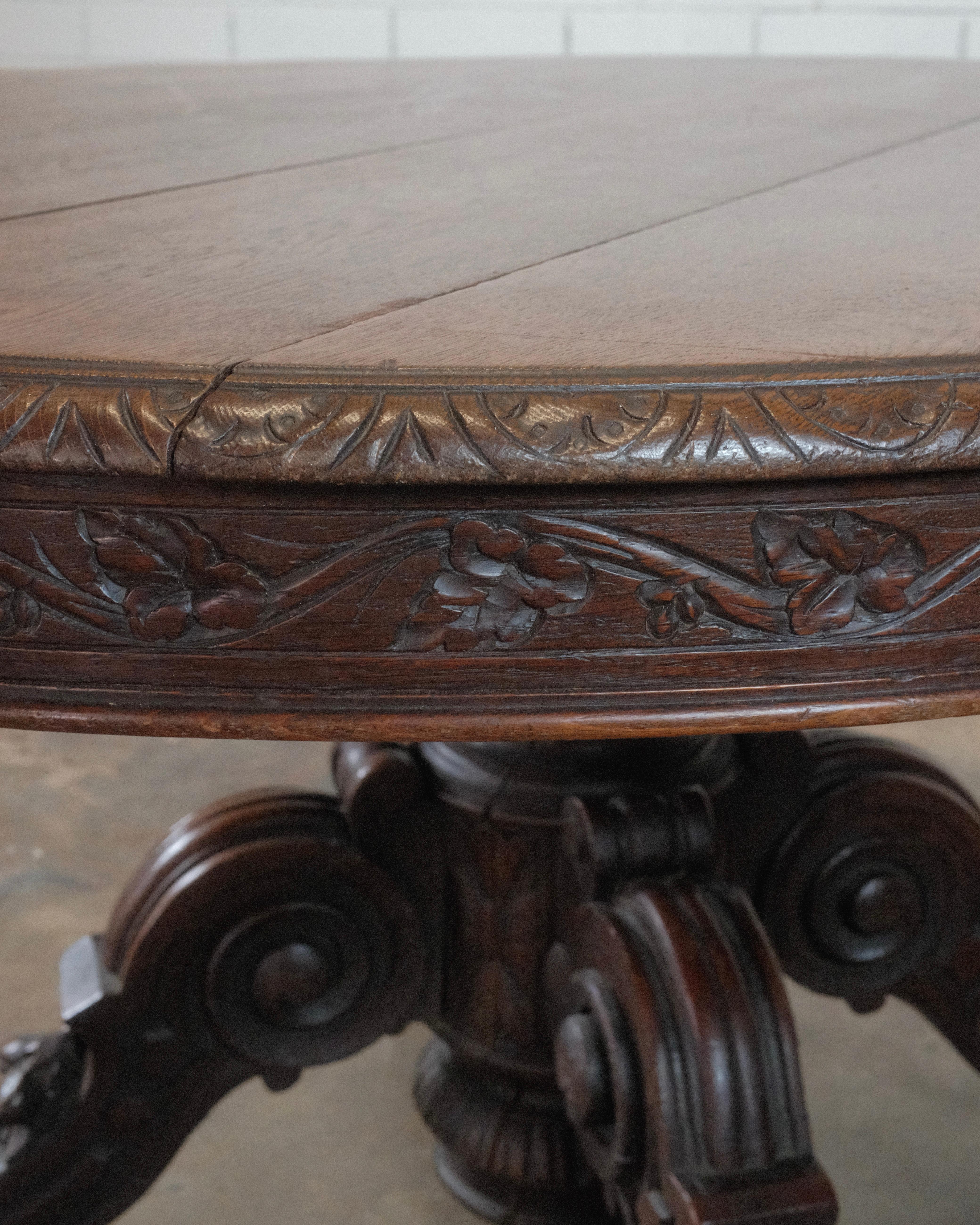 19th Century French Renaissance Revival Center Dining Table  In Good Condition For Sale In High Point, NC