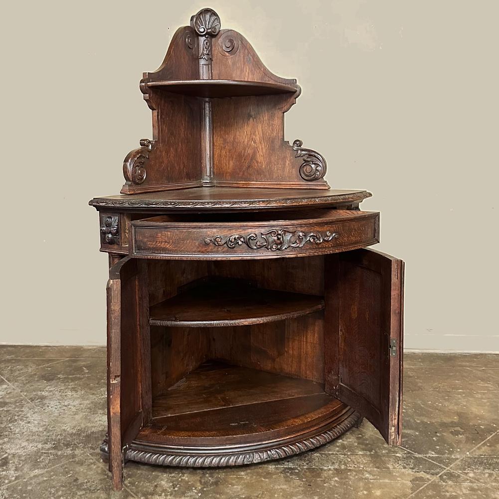 Chêne Cabinet d'angle French Renaissance Revive du 19ème siècle ~ Confiturier en vente