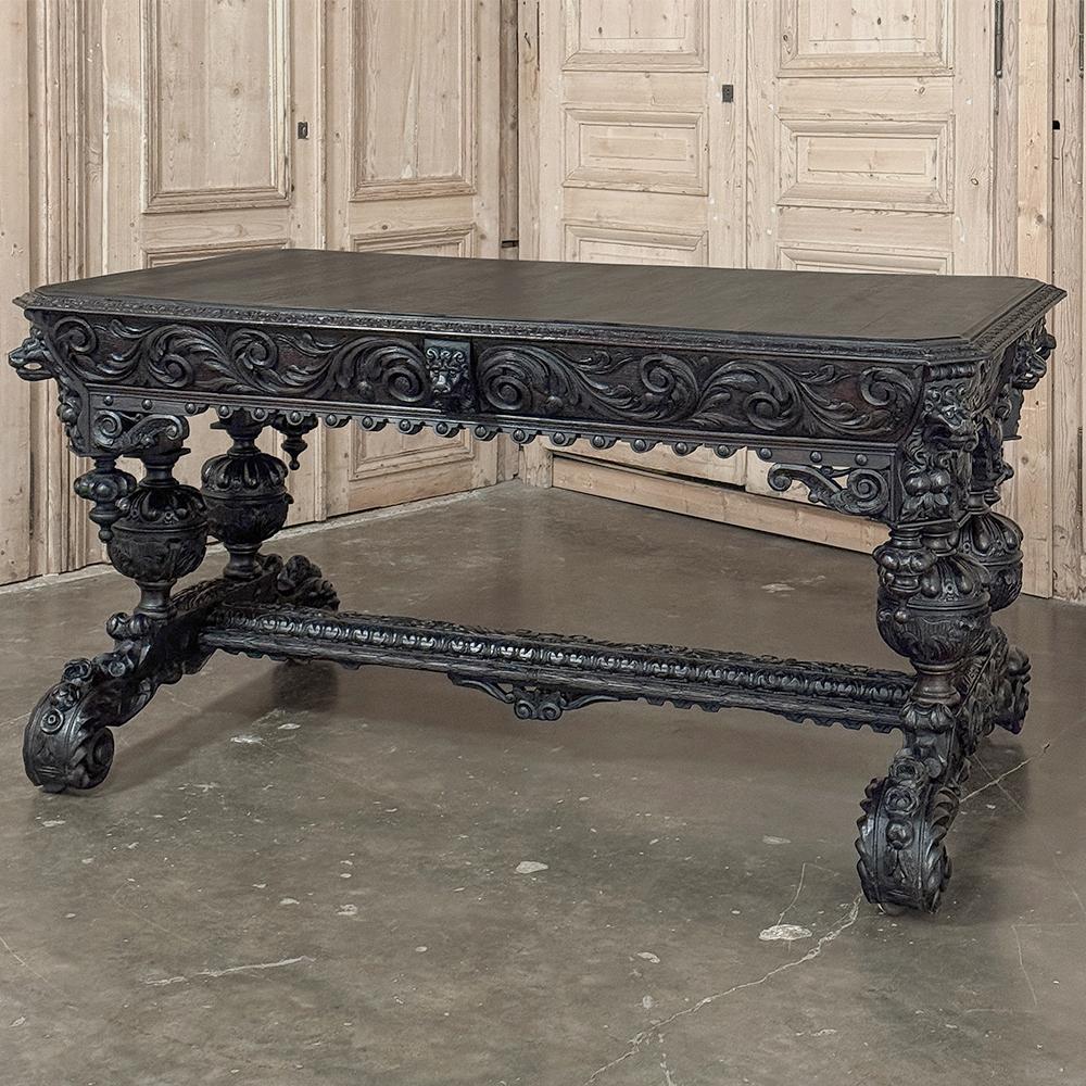 Hand-Carved 19th Century French Renaissance Revival Desk For Sale