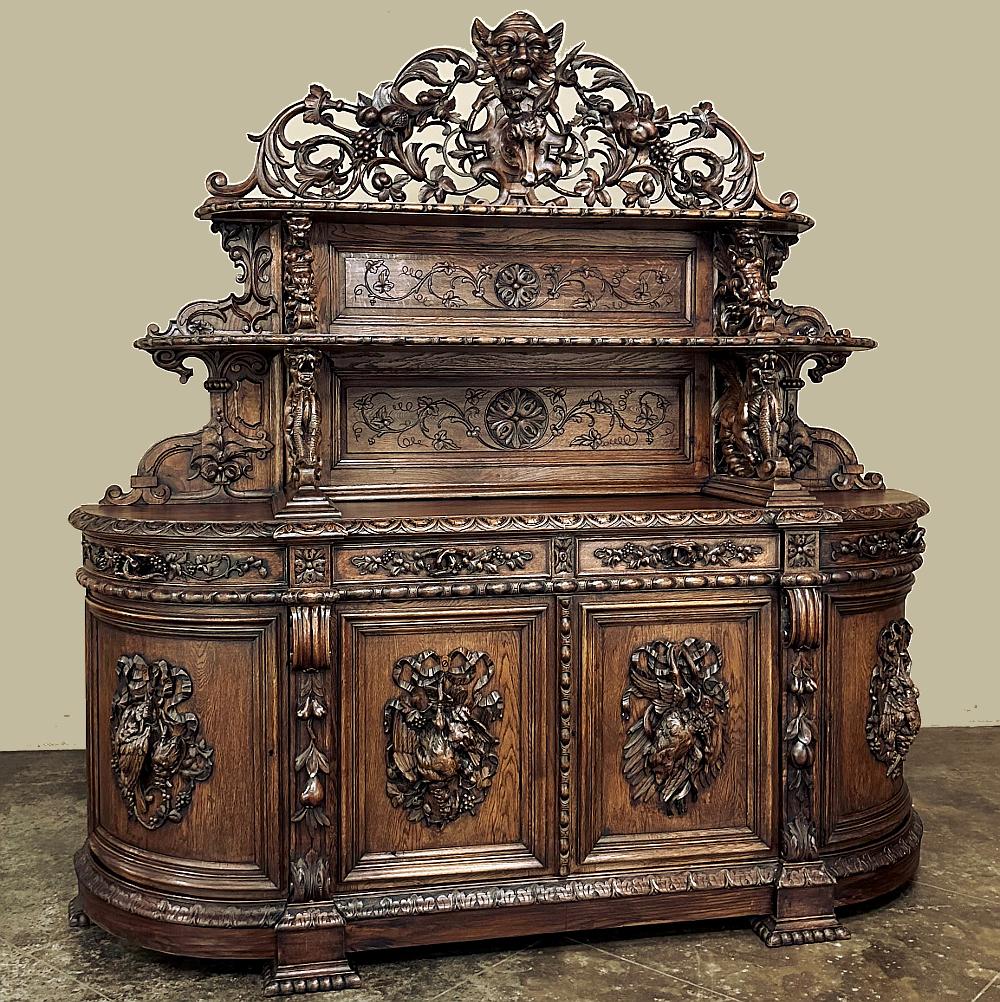19th Century French Renaissance Revival Grand Hunt Buffet ~ Vaisselier In Good Condition For Sale In Dallas, TX