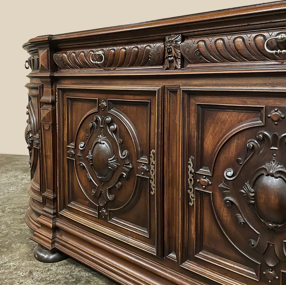 19th Century French Renaissance Revival Walnut Buffet For Sale 9