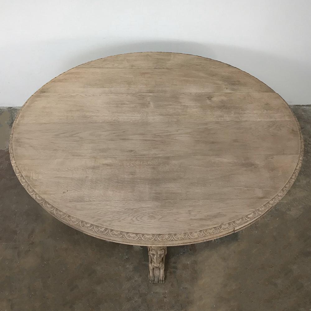 19th Century French Renaissance Stripped Oak Center Table with Hunting Dogs In Good Condition In Dallas, TX