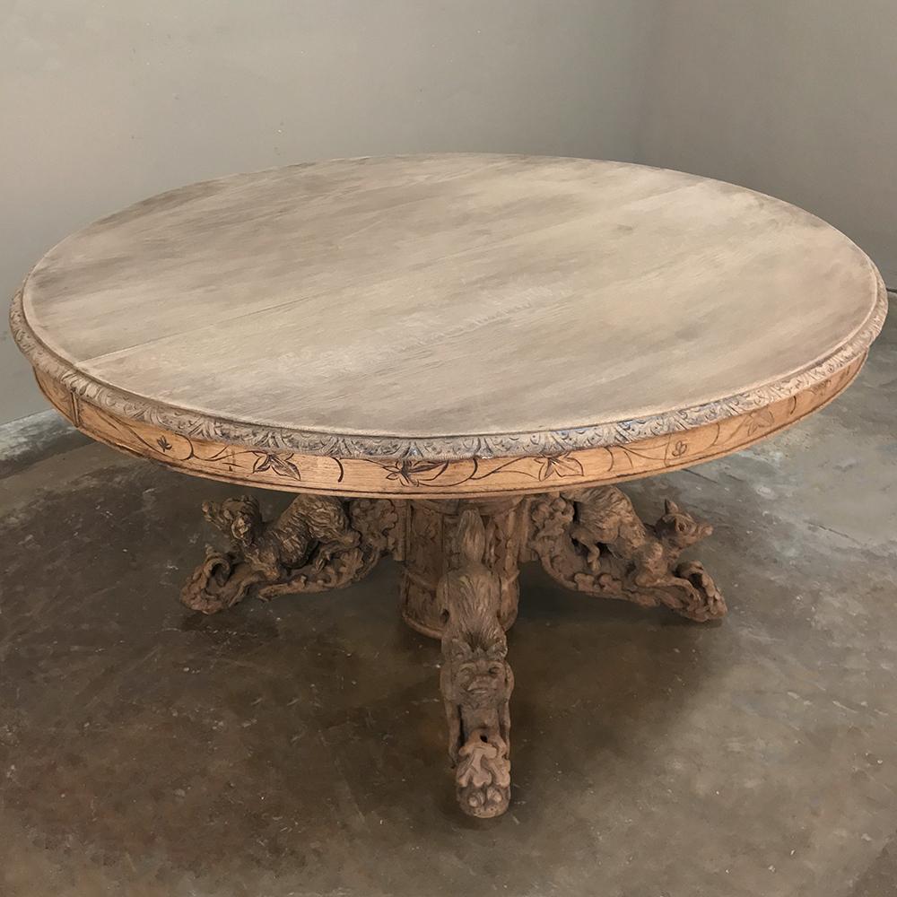 19th Century French Renaissance Stripped Oak Oval Hunt Table 7