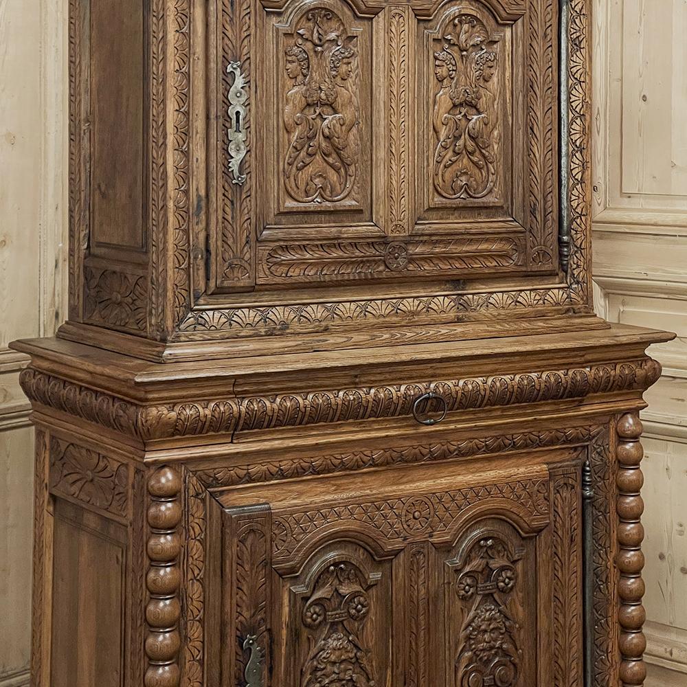 Cabinet à deux niveaux French Renaissance du 19e siècle en vente 3