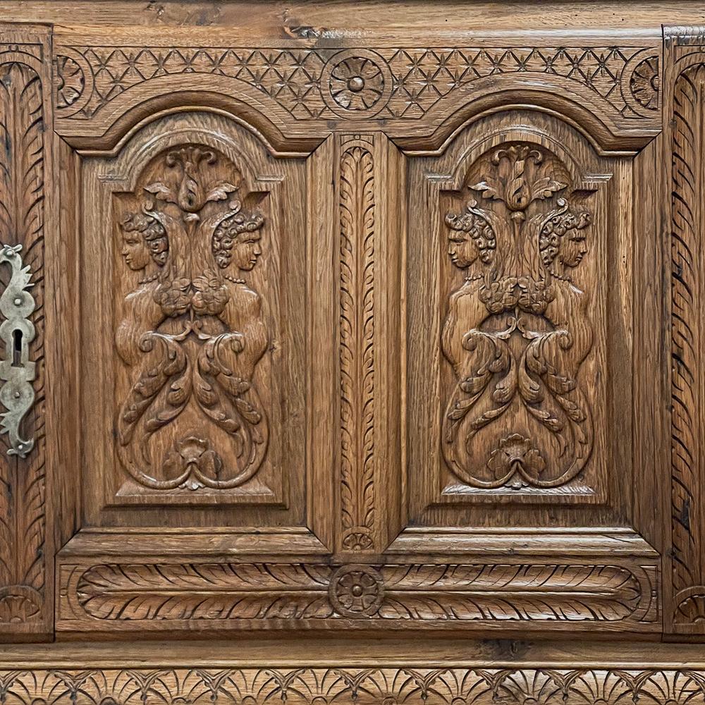 Cabinet à deux niveaux French Renaissance du 19e siècle en vente 6