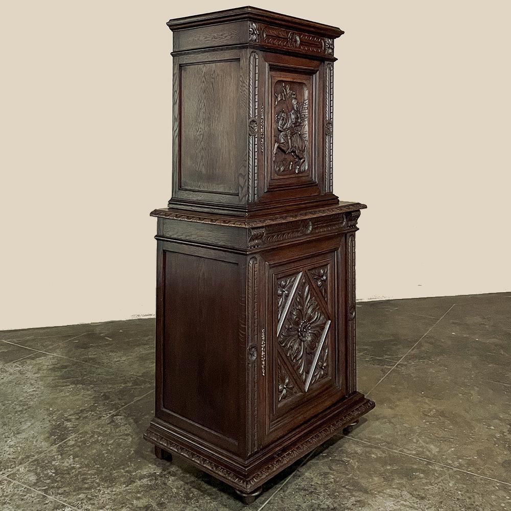 Hand-Carved 19th Century French Renaissance Two-Tiered Cabinet For Sale