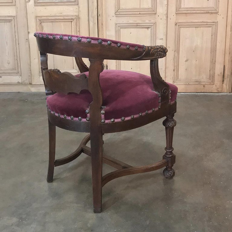 19th Century French Renaissance Walnut Desk Armchair For Sale 4