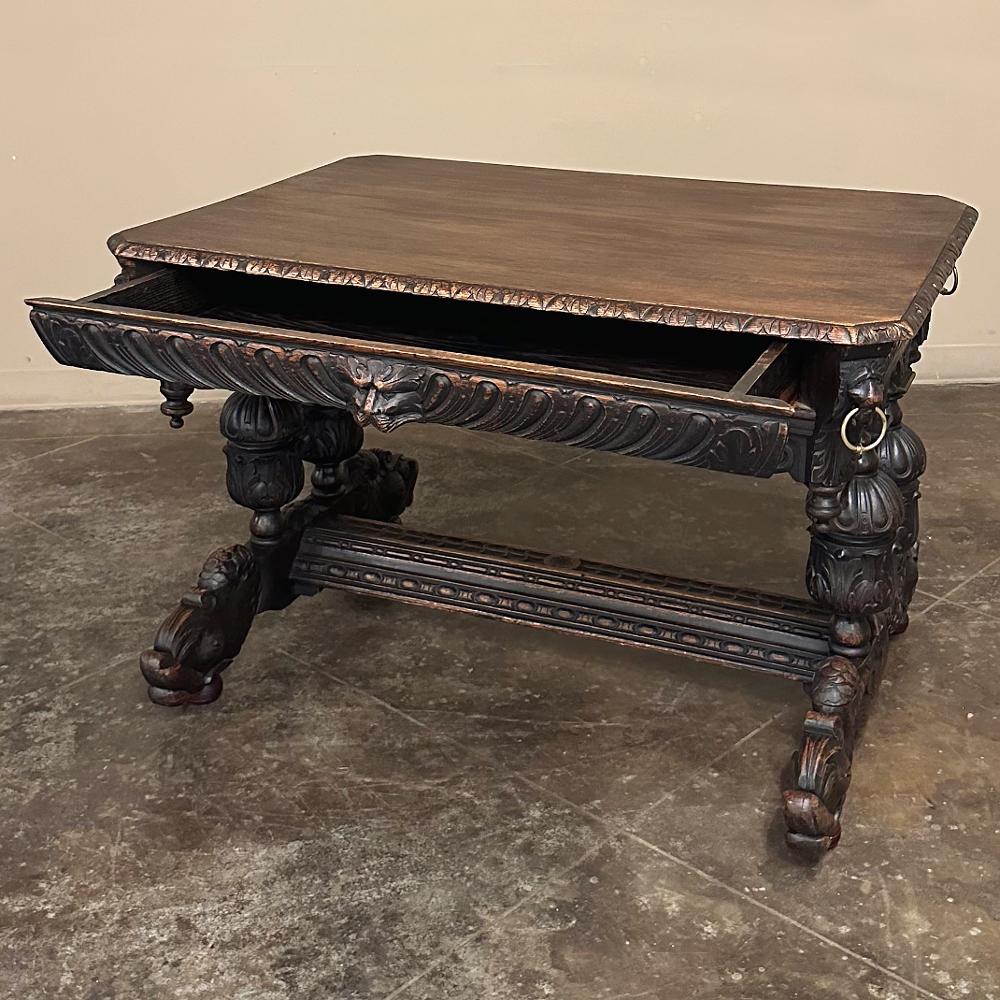 Oak 19th Century French Renaissance Writing Desk For Sale