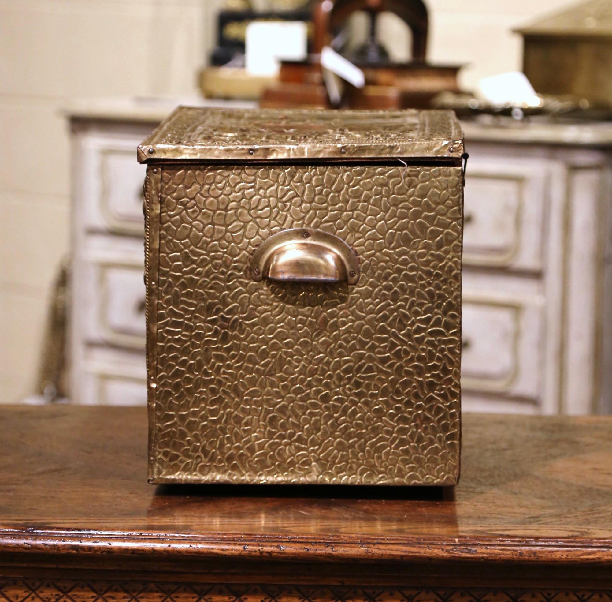 19th Century French Repousse Brass and Wood Box with Sailboat Decor In Excellent Condition In Dallas, TX