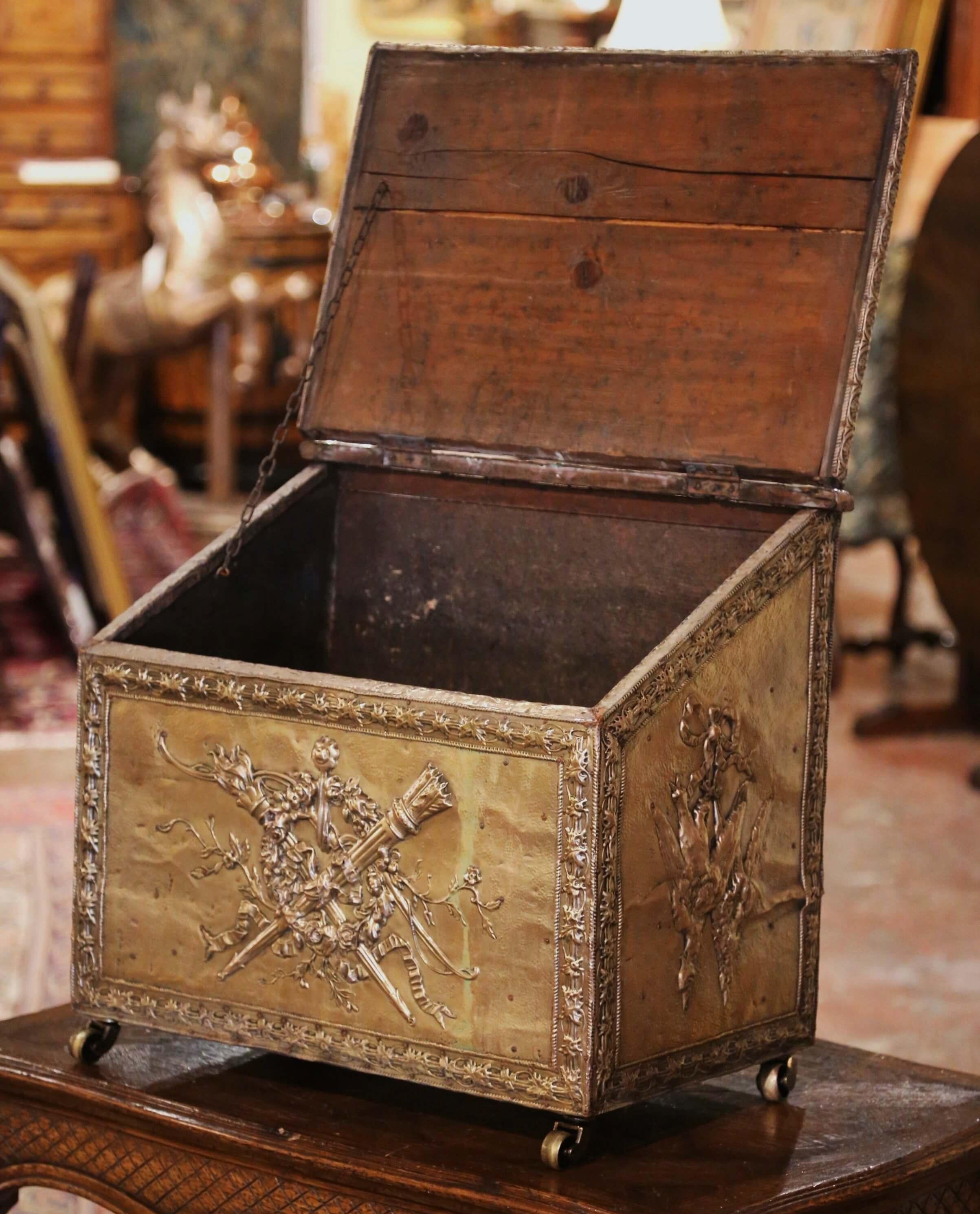 Napoleon III 19th Century French Repousse Brass Clad Coal Bin on Casters with Hunt Motifs For Sale