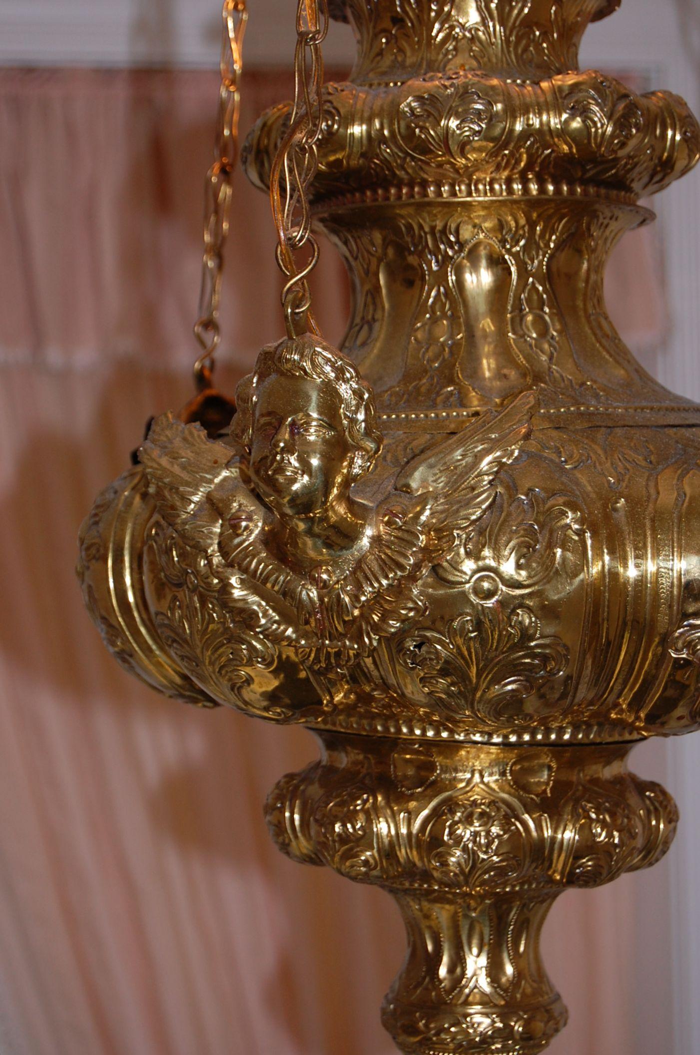 19th Century French Repoussé Brass Oil Lantern Chandelier with Angels In Good Condition For Sale In Pittsburgh, PA