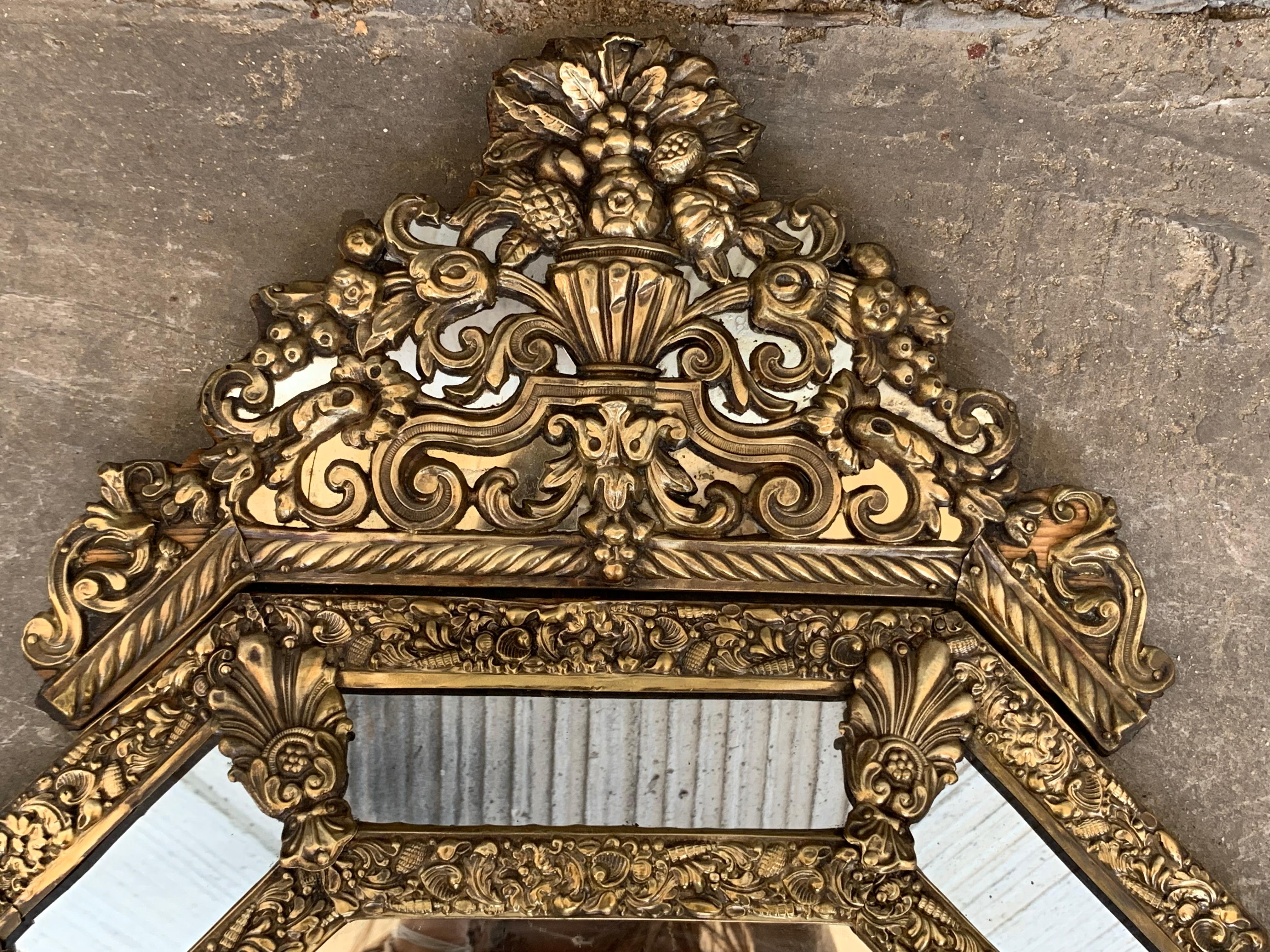 19th Century French Repousse Hexagonal Brass Relief Wall Mirror with Crest For Sale 4