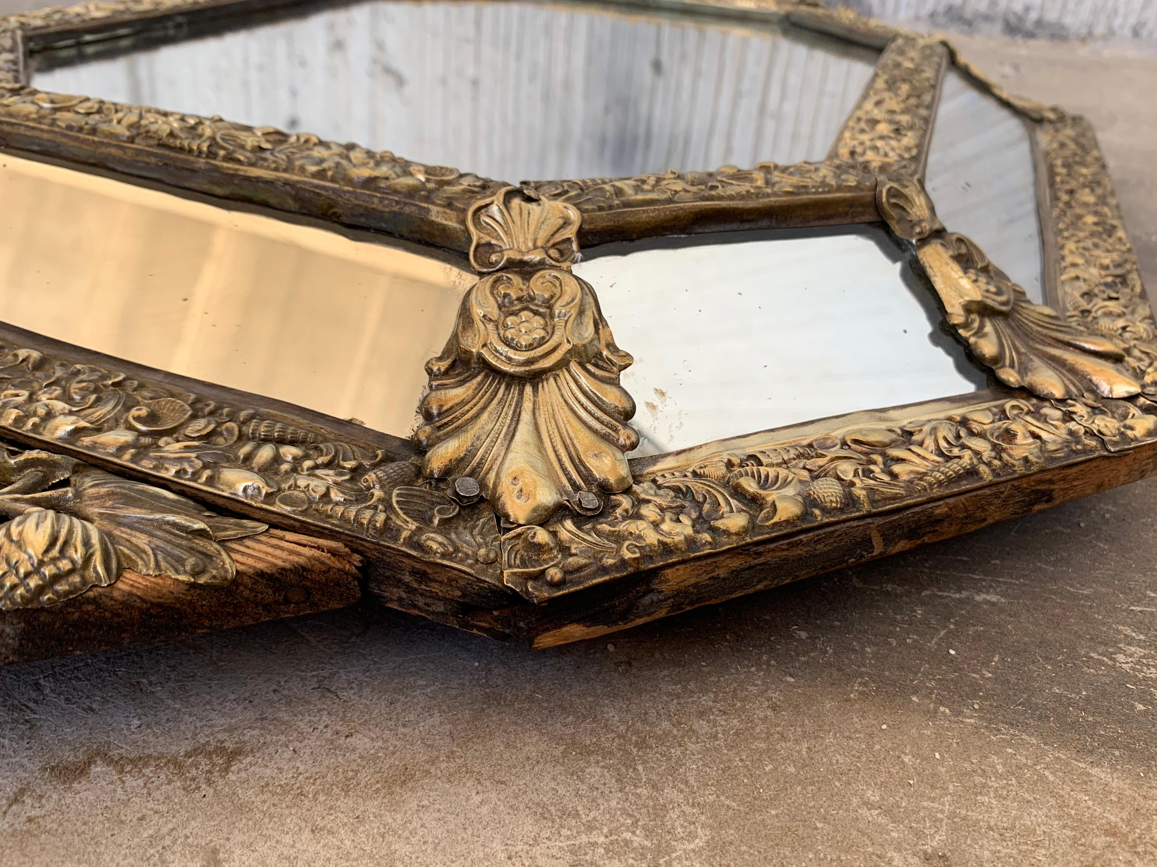 19th Century French Repousse Hexagonal Brass Relief Wall Mirror with Crest For Sale 5
