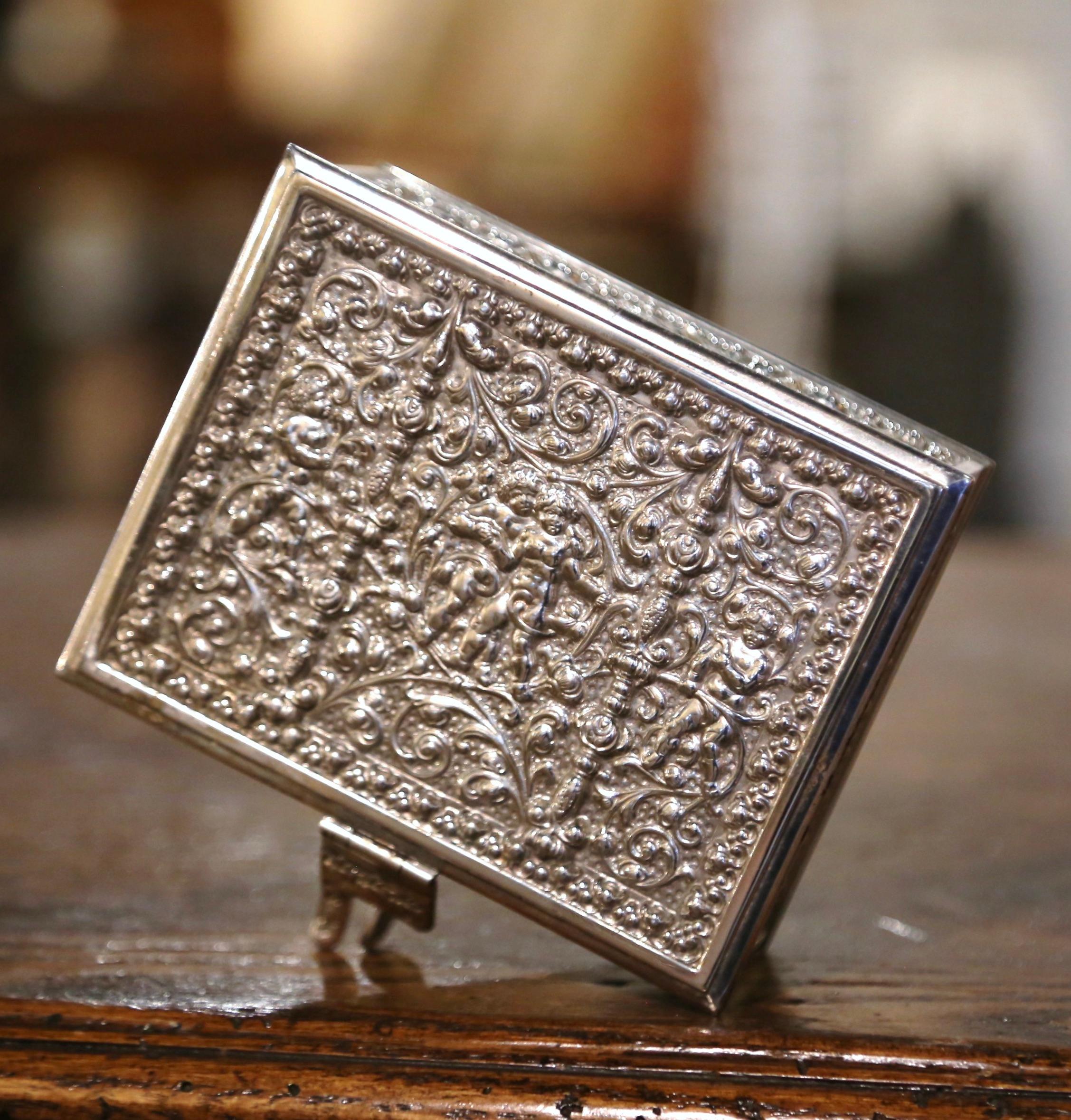 Hand-Carved 19th Century French Repousse Silver Plated on Copper Jewelry Box For Sale