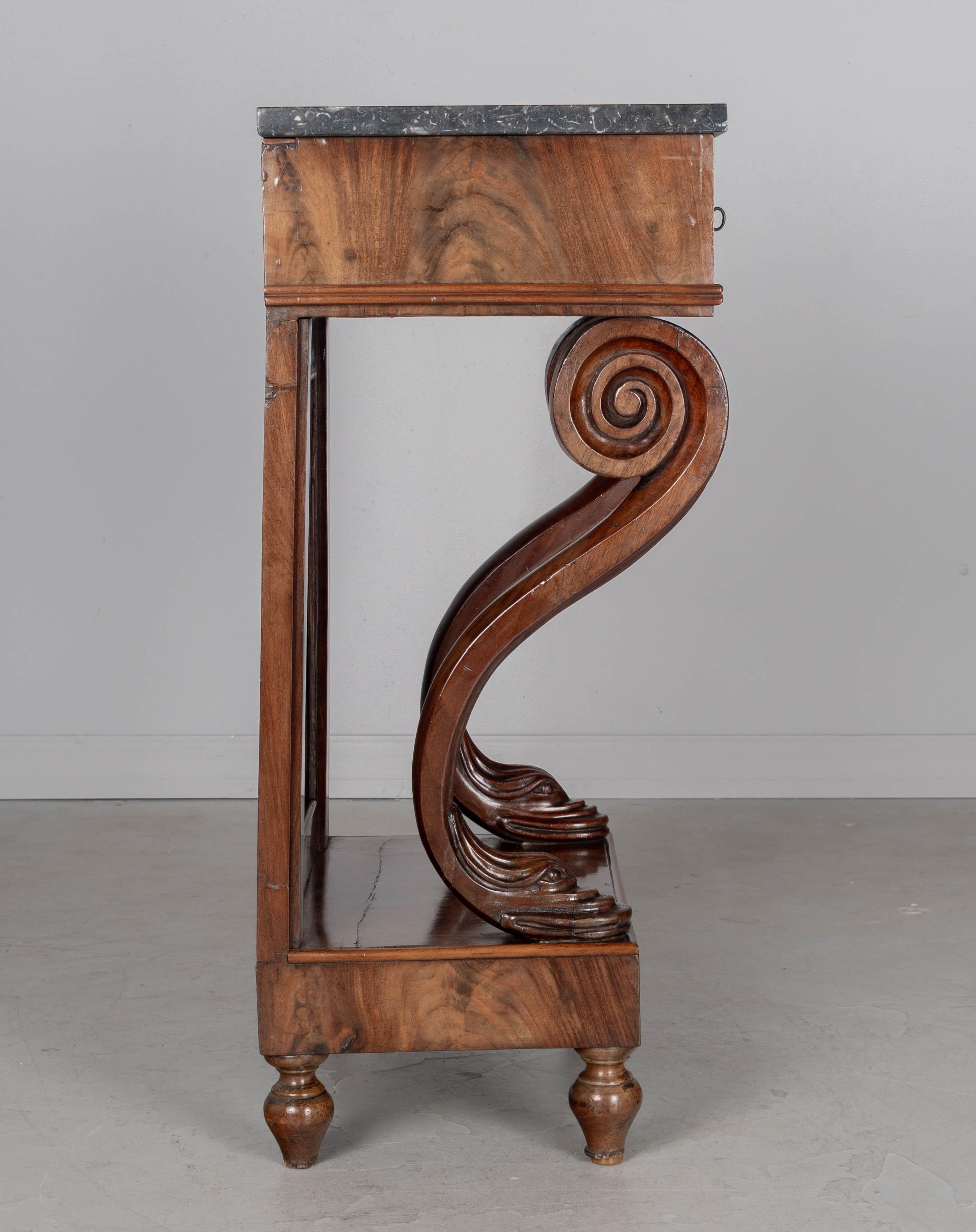 Bronzo Console in mogano di restauro francese del XIX secolo in vendita