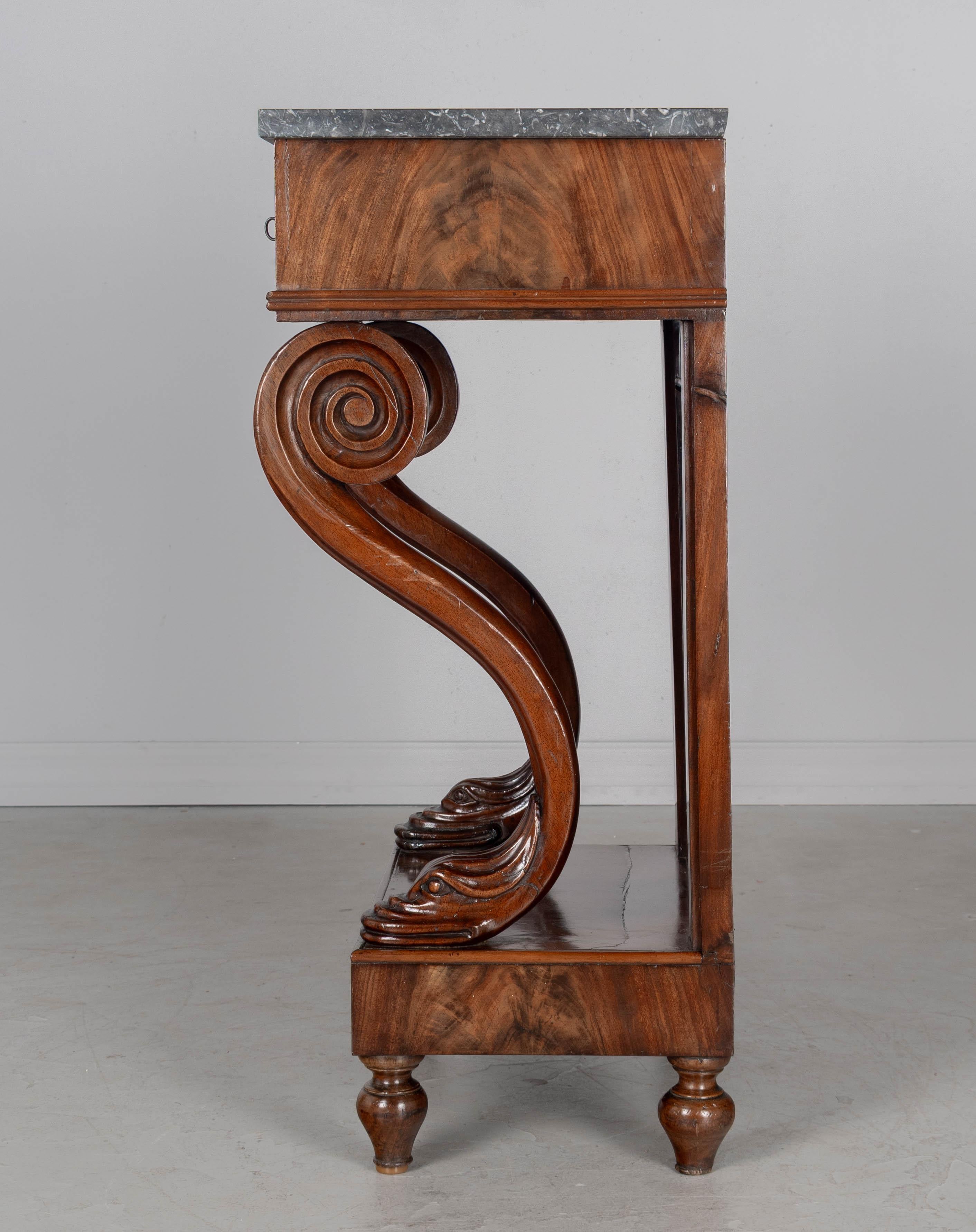 Console in mogano di restauro francese del XIX secolo in vendita 1