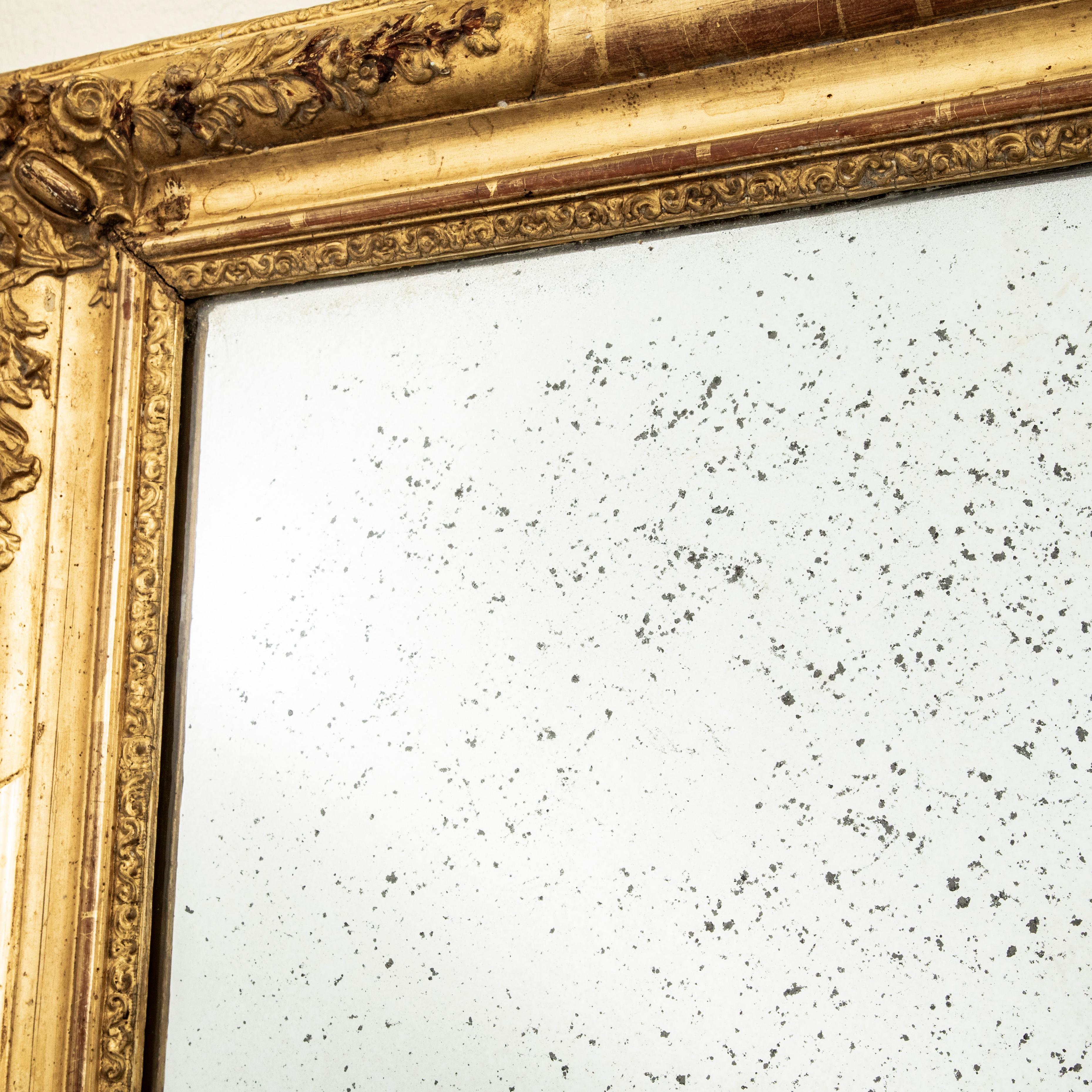 Miroir en bois doré d'époque Restauration française du 19ème siècle, verre au mercure, 30-in W en vente 1