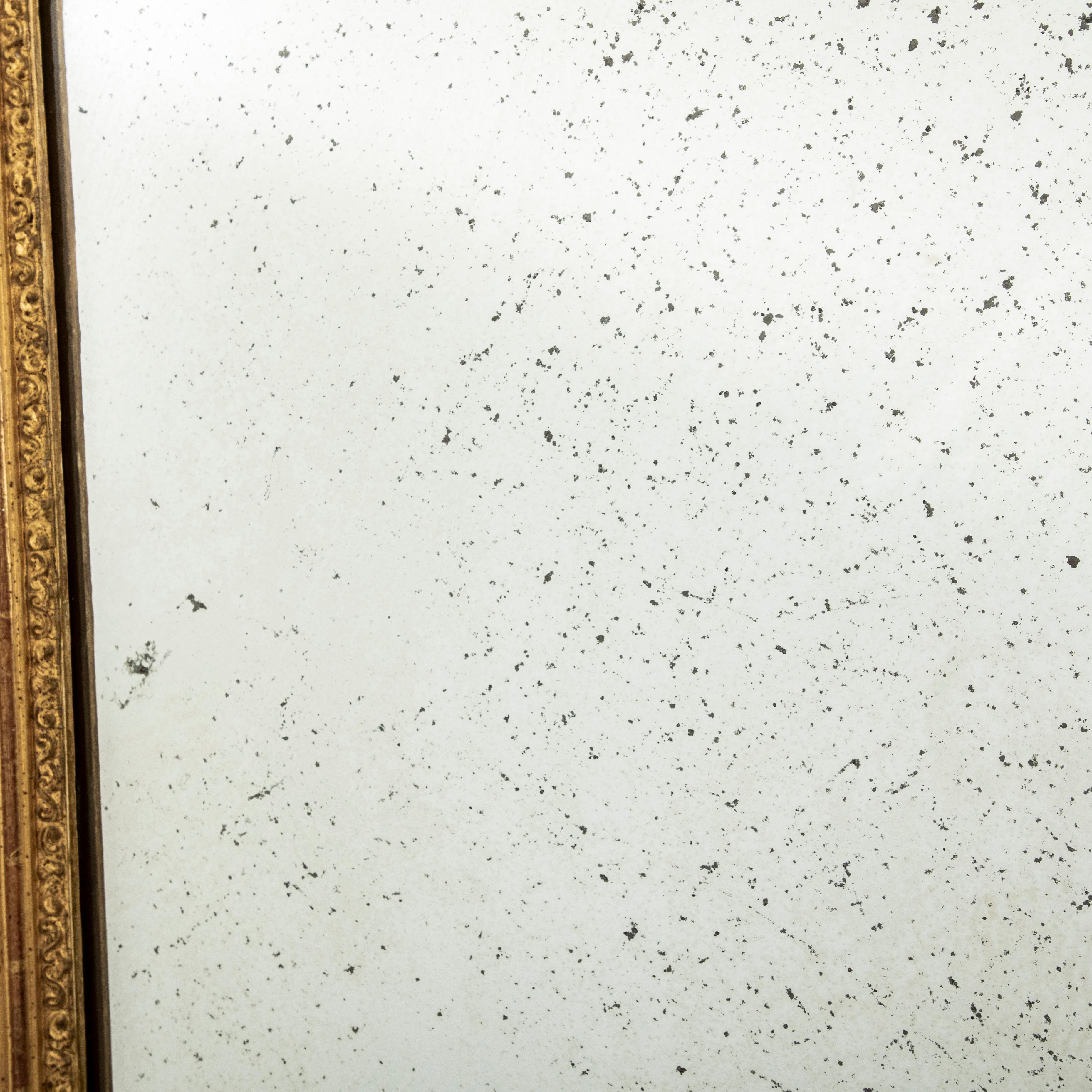 Miroir en bois doré d'époque Restauration française du 19ème siècle, verre au mercure, 30-in W en vente 2