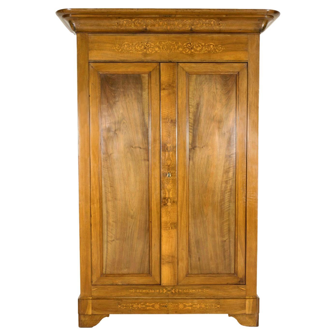 19th Century French Restauration Period Walnut Armoire with Fruitwood Marquetry For Sale